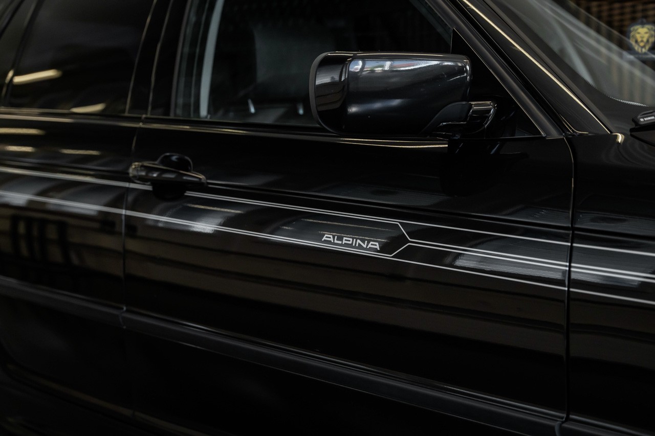 BMW-ALPINA B3 3.3 X Touring S.Tronic-image-35