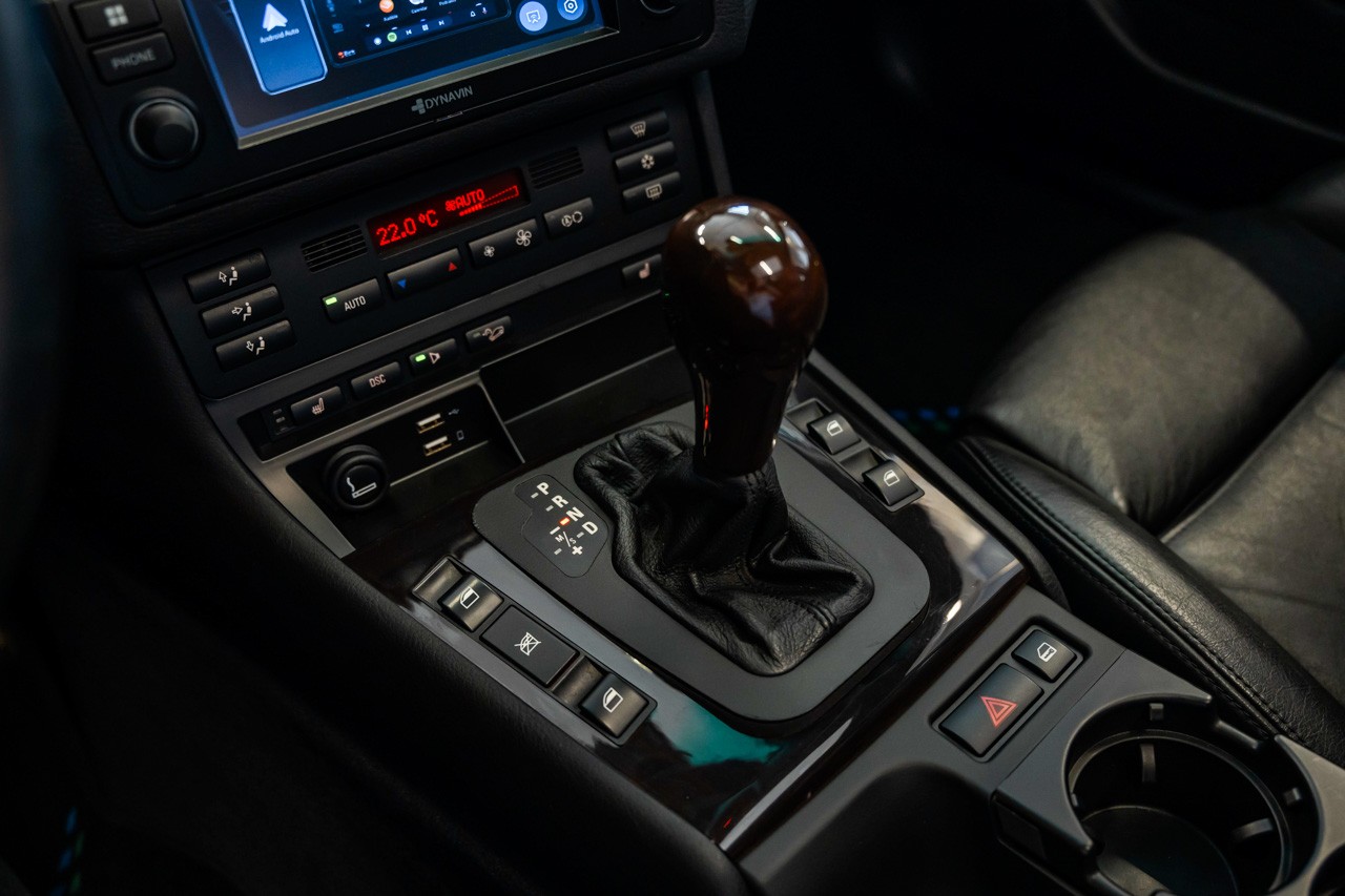 BMW-ALPINA B3 3.3 X Touring S.Tronic-image-33
