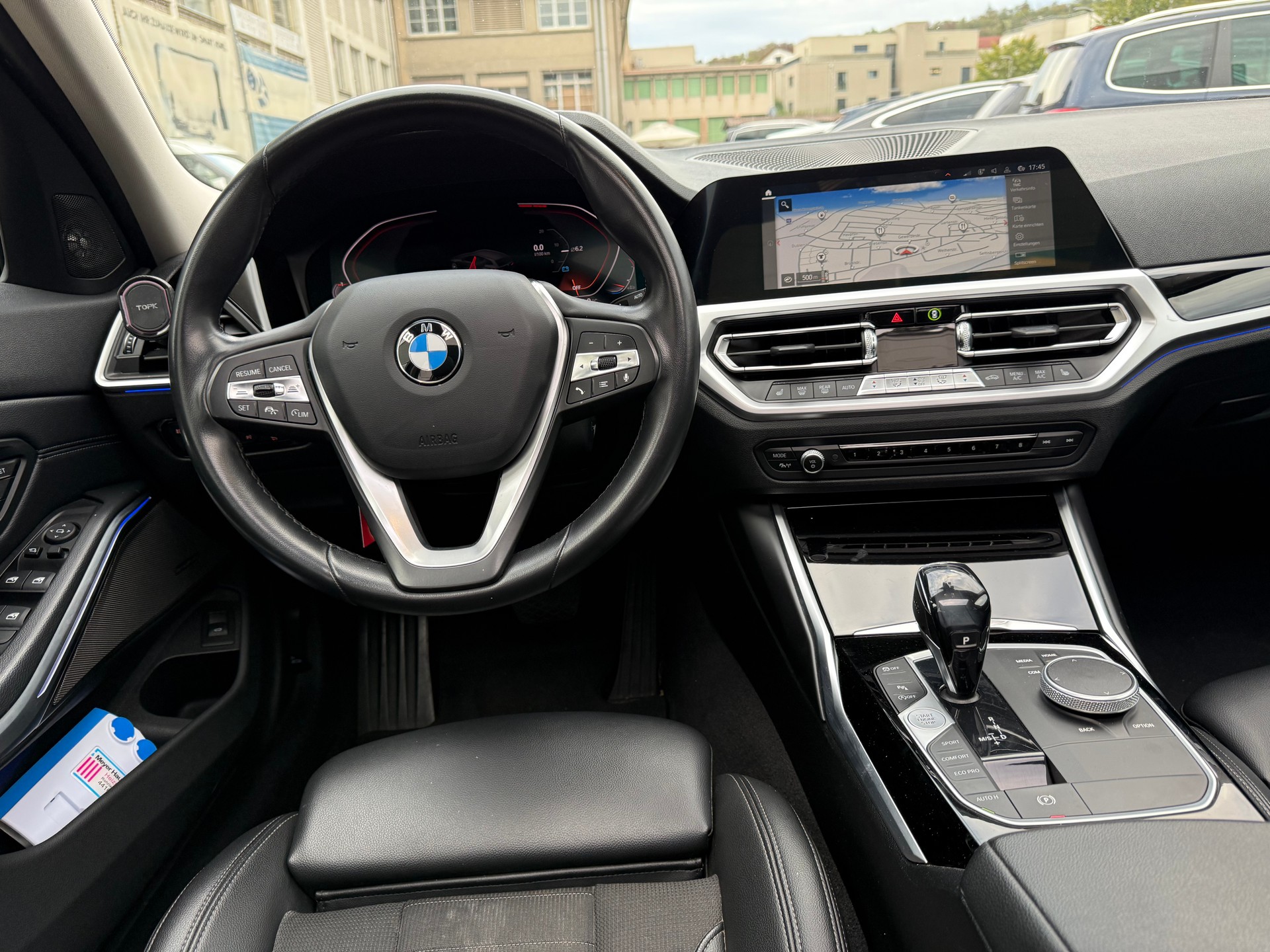 BMW 320d xDrive Touring Sport Line Steptronic-image-6
