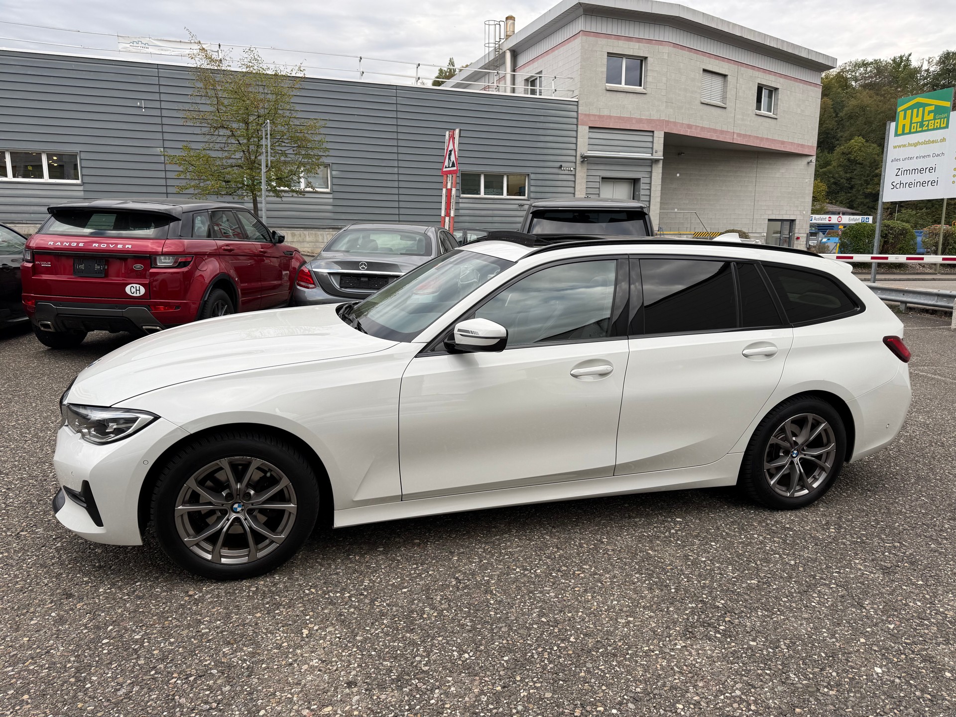 BMW 320d xDrive Touring Sport Line Steptronic-image-2