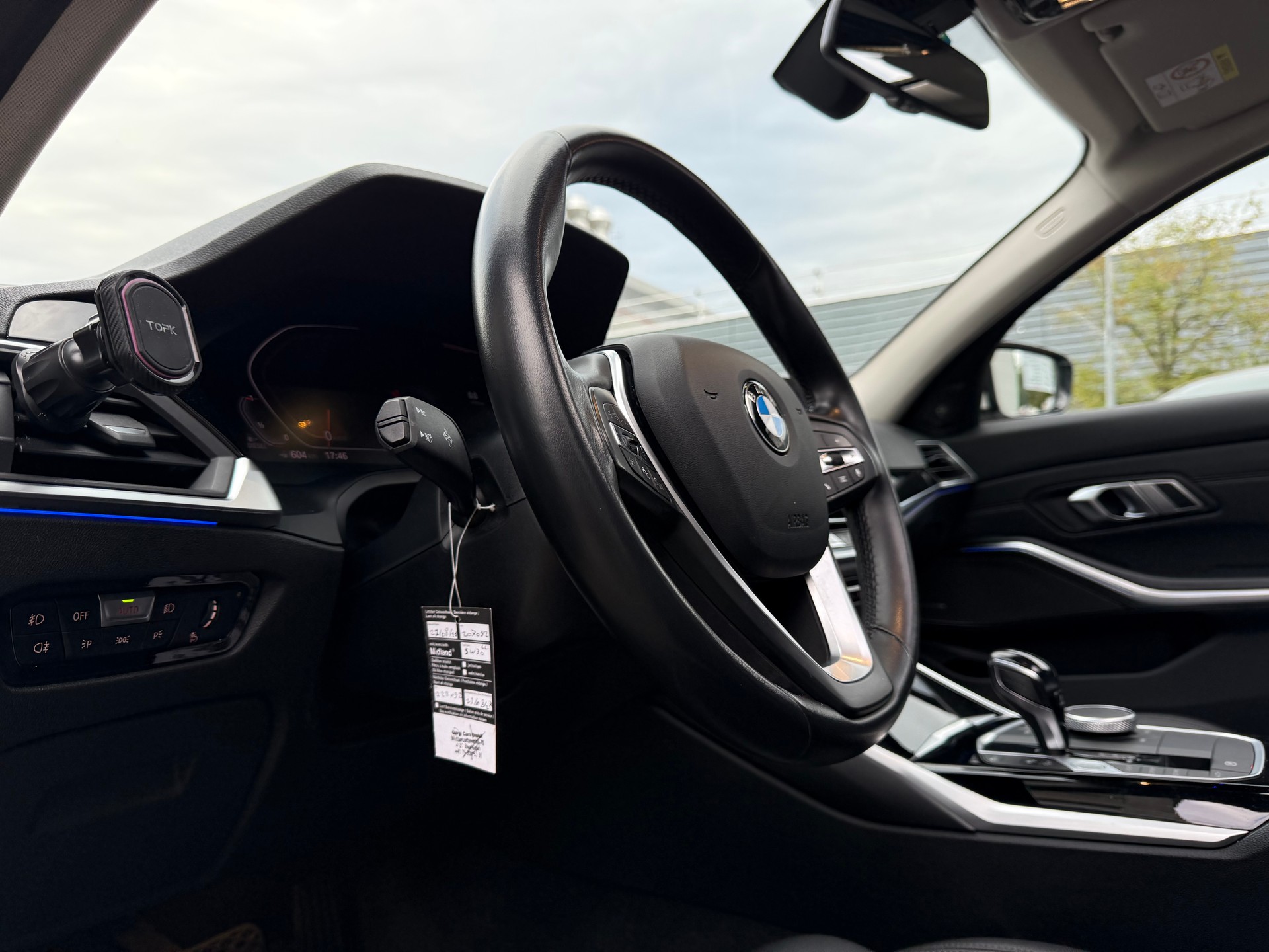 BMW 320d xDrive Touring Sport Line Steptronic-image-8