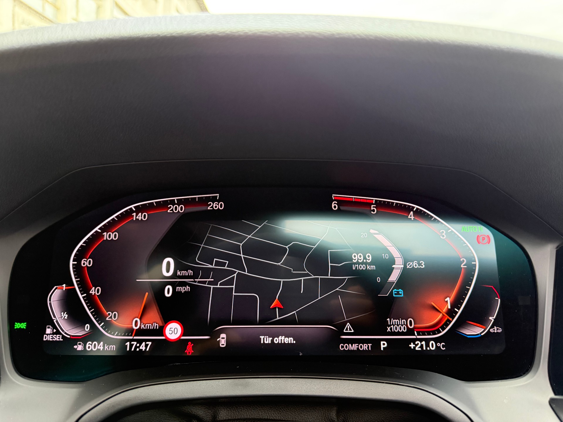 BMW 320d xDrive Touring Sport Line Steptronic-image-15