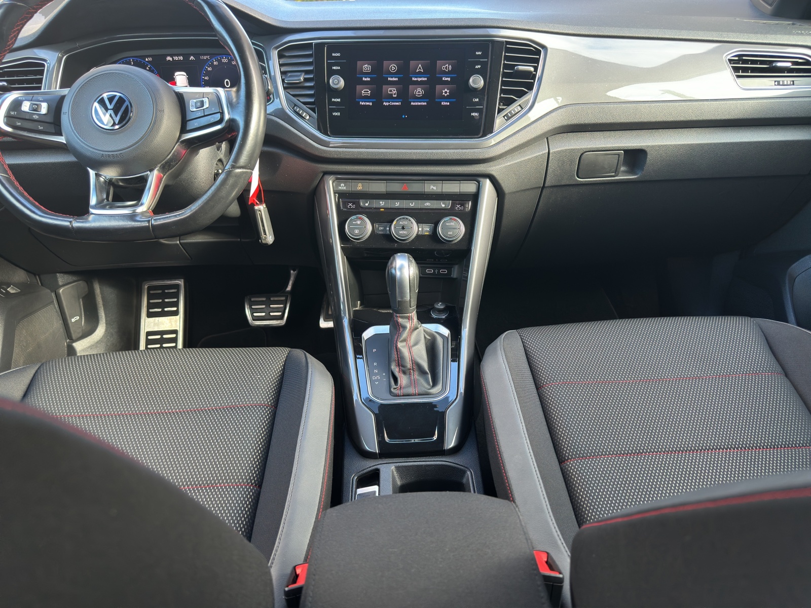 VW T-Roc 2.0 TDI SCR Sport DSG 4Motion-image-8