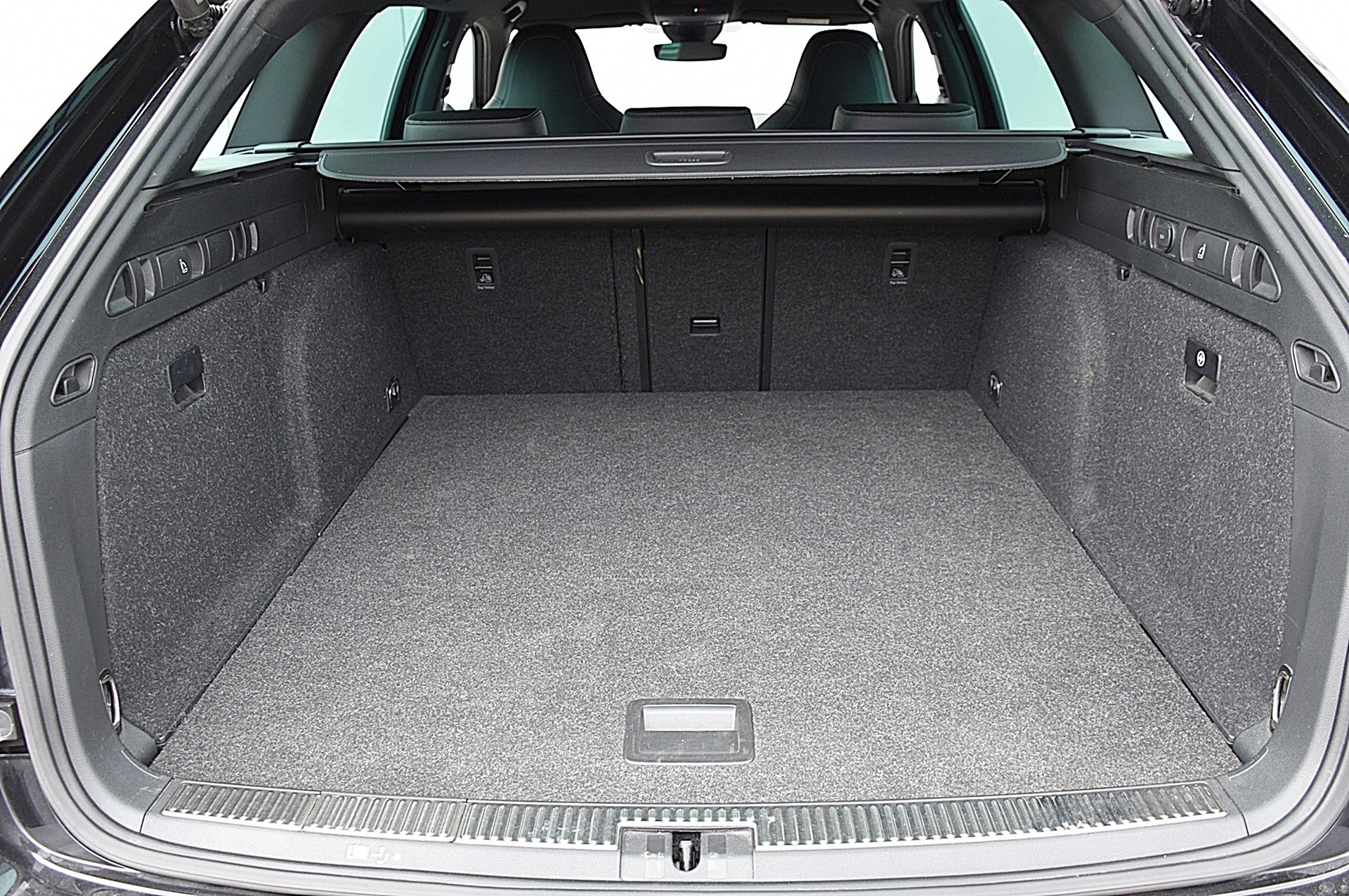 SKODA Superb Combi 2.0 TDi Sport Line Light 4x4 DSG-image-14