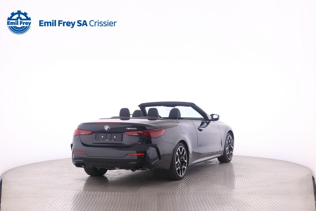 BMW M440i xDrive Cabrio-image-1