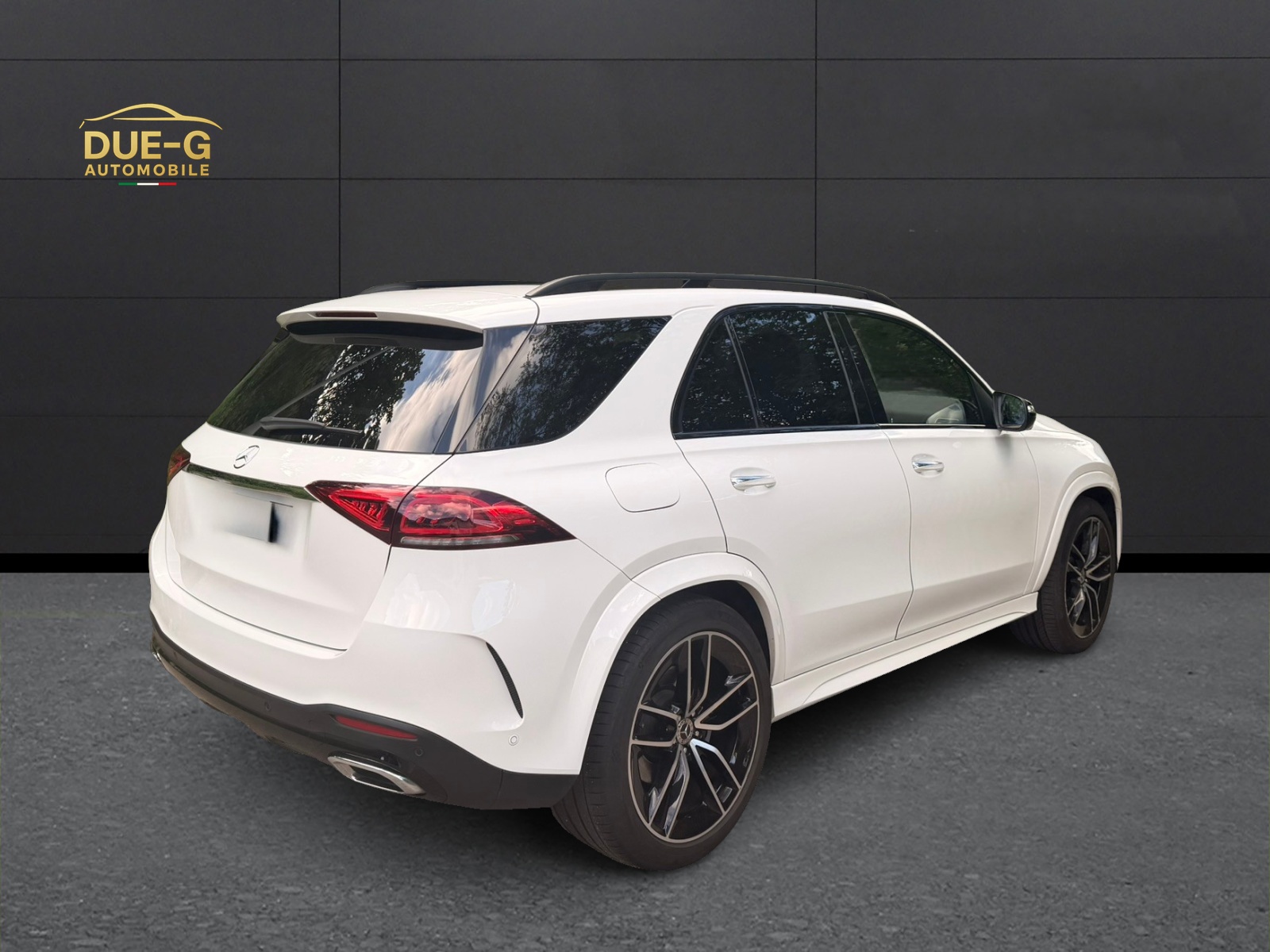 MERCEDES-BENZ GLE 450 4Matic AMG Line 9G-Tronic-image-3