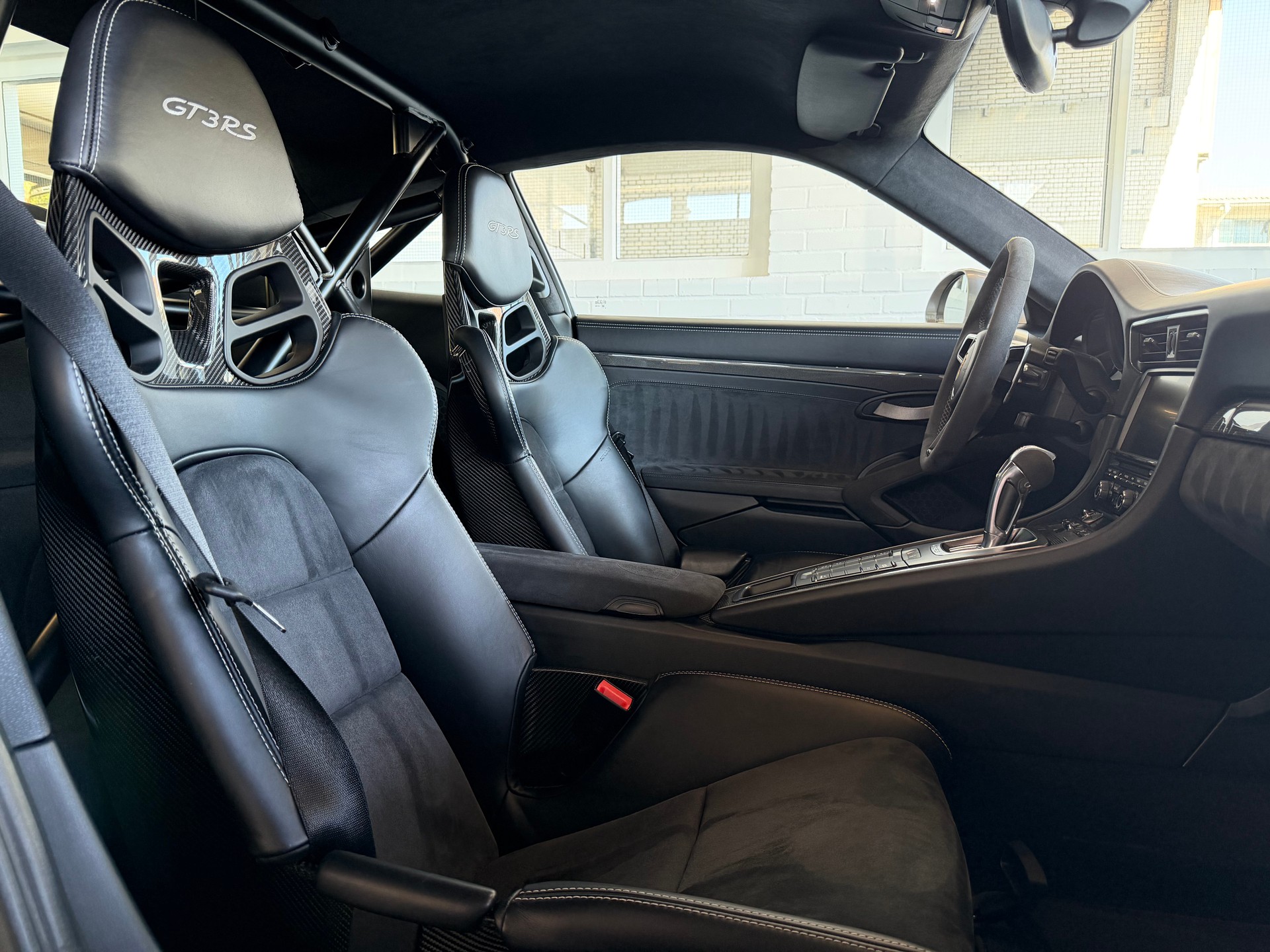 PORSCHE GT3 RS-image-7
