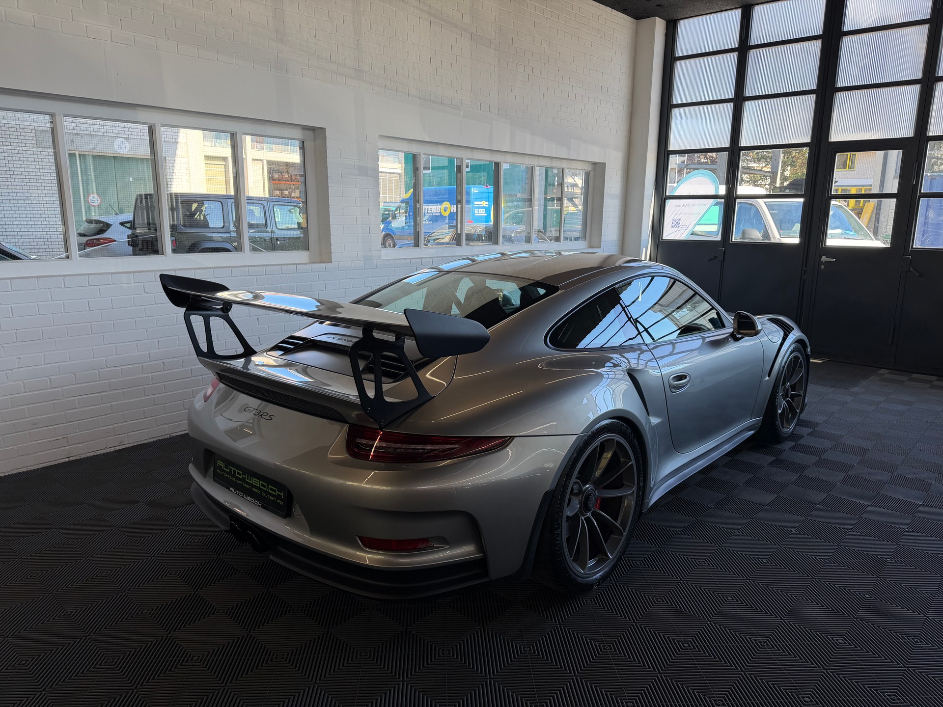 PORSCHE GT3 RS-image-2