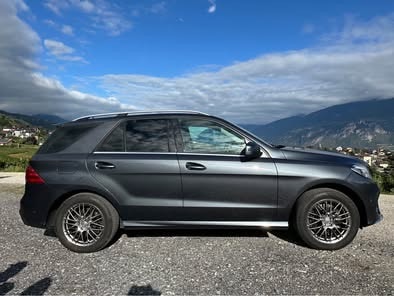 MERCEDES-BENZ GLE 500 e V6-image-4