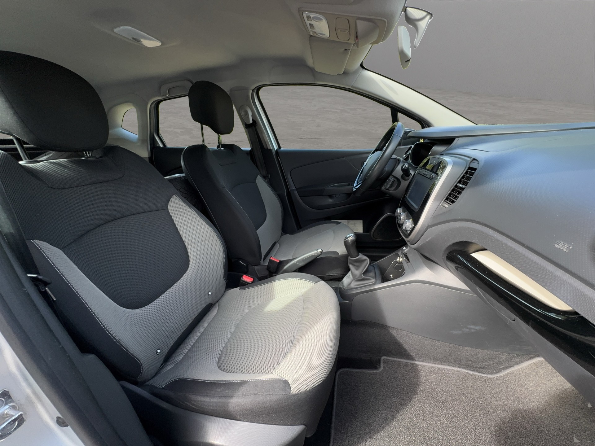 RENAULT Captur 0.9 12V Dynamique-image-14