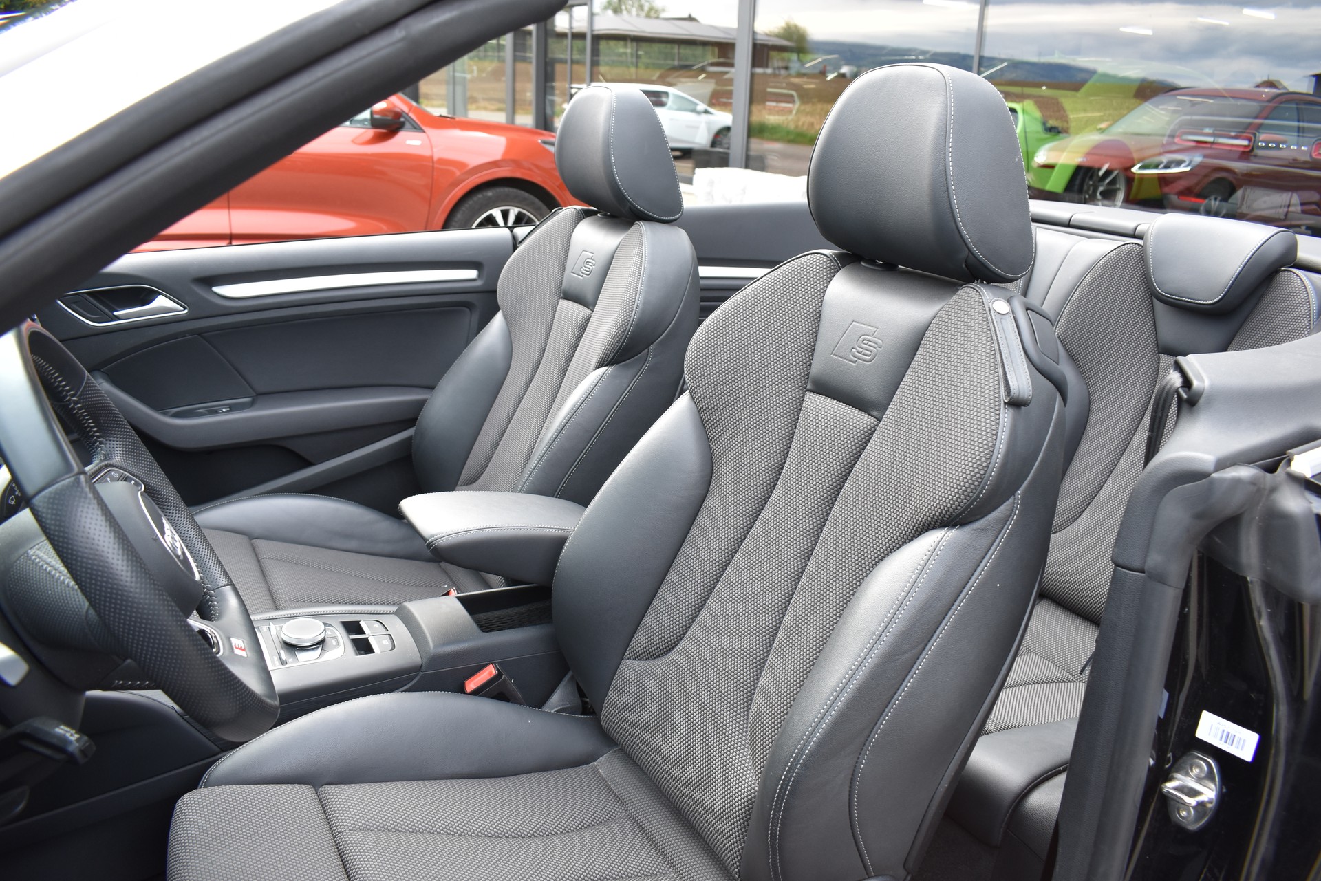 AUDI A3 Cabriolet 35 TFSI Sport S-tronic-image-8