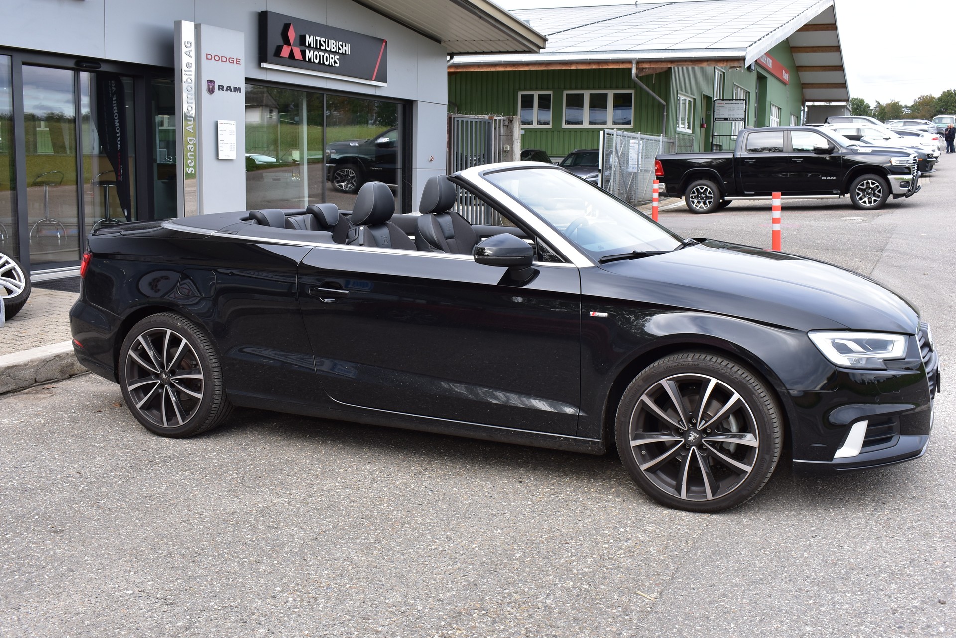 AUDI A3 Cabriolet 35 TFSI Sport S-tronic-image-2