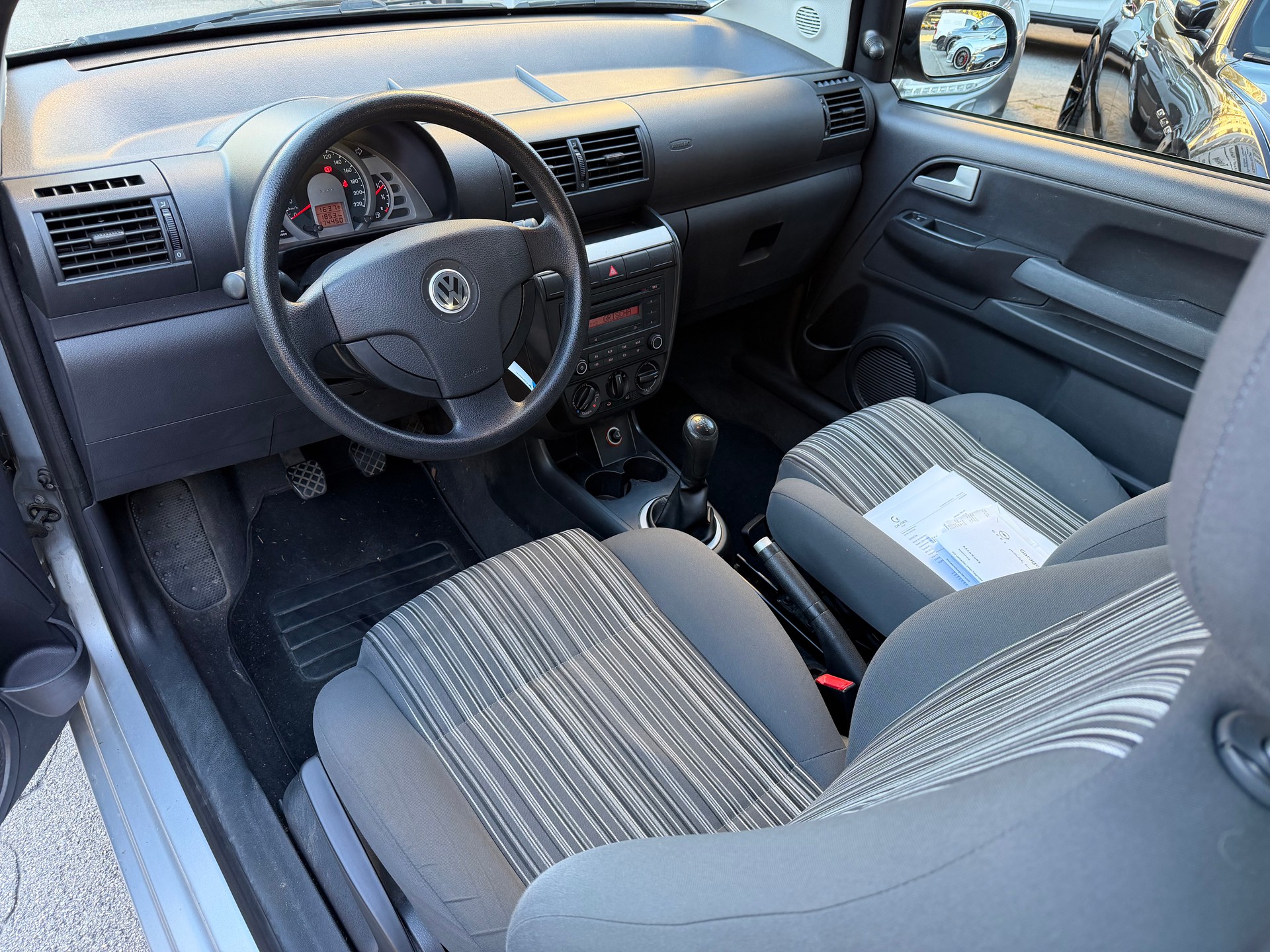 VW Fox 1.2-image-8