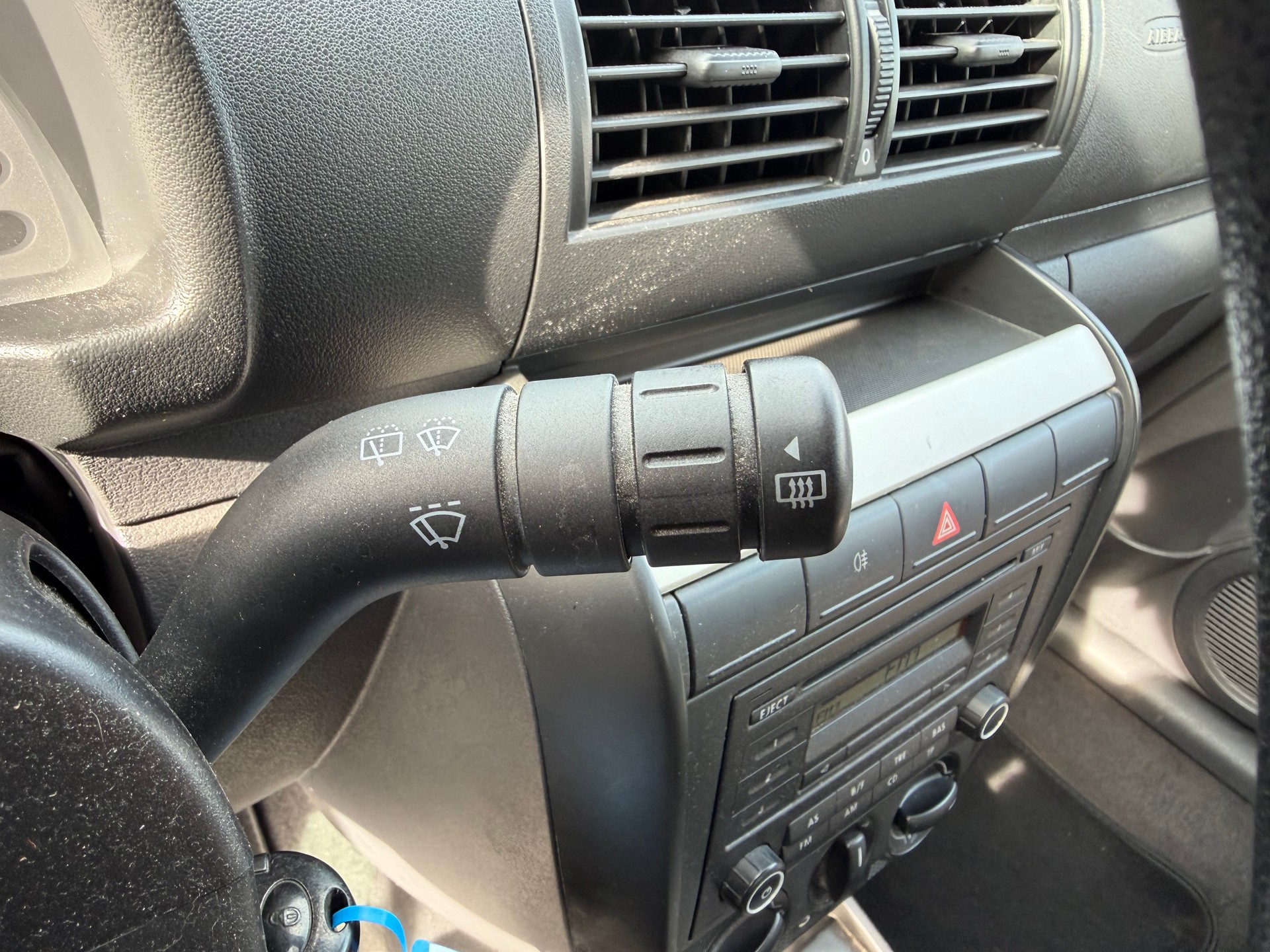 VW Fox 1.2-image-27