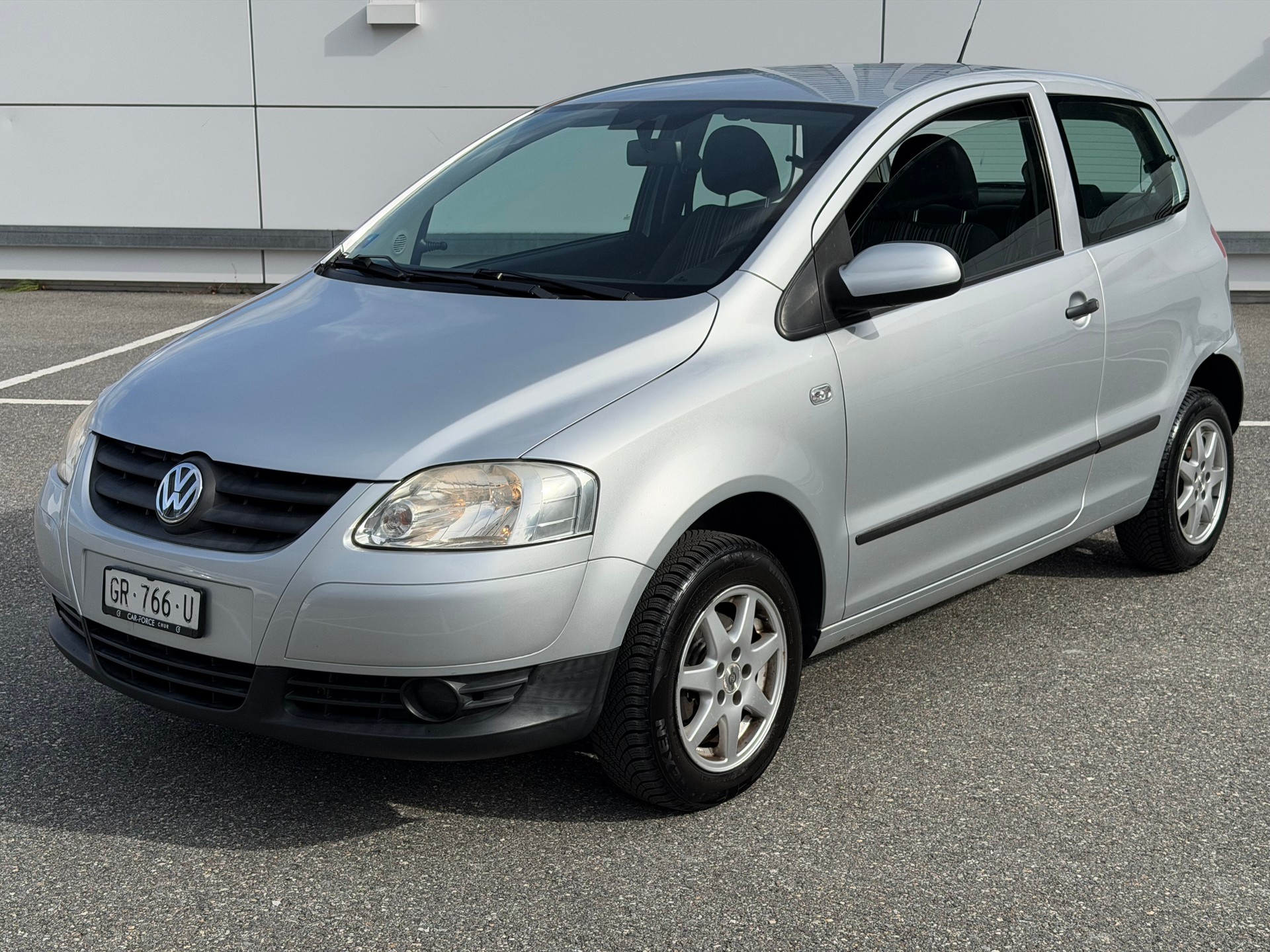VW Fox 1.2-showroom-element-1