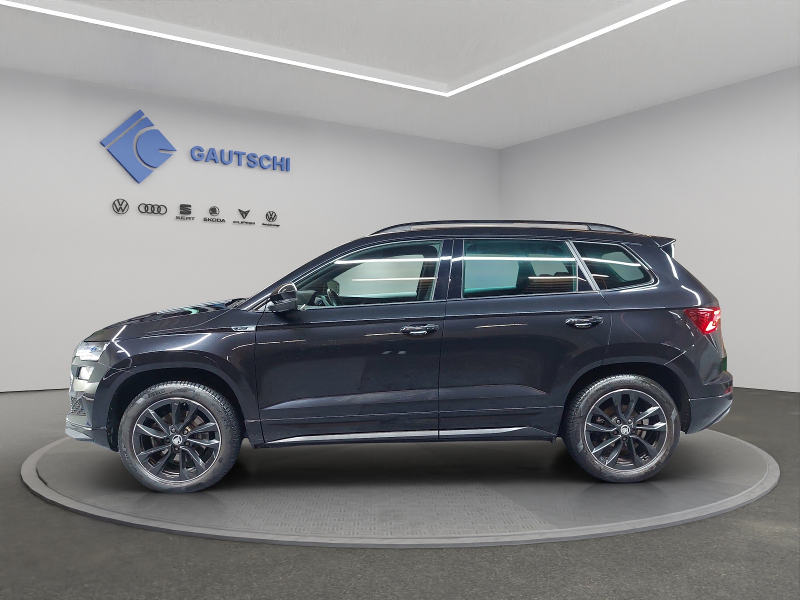 SKODA Karoq 2.0 TSI SportLine 4x4 DSG-image-1