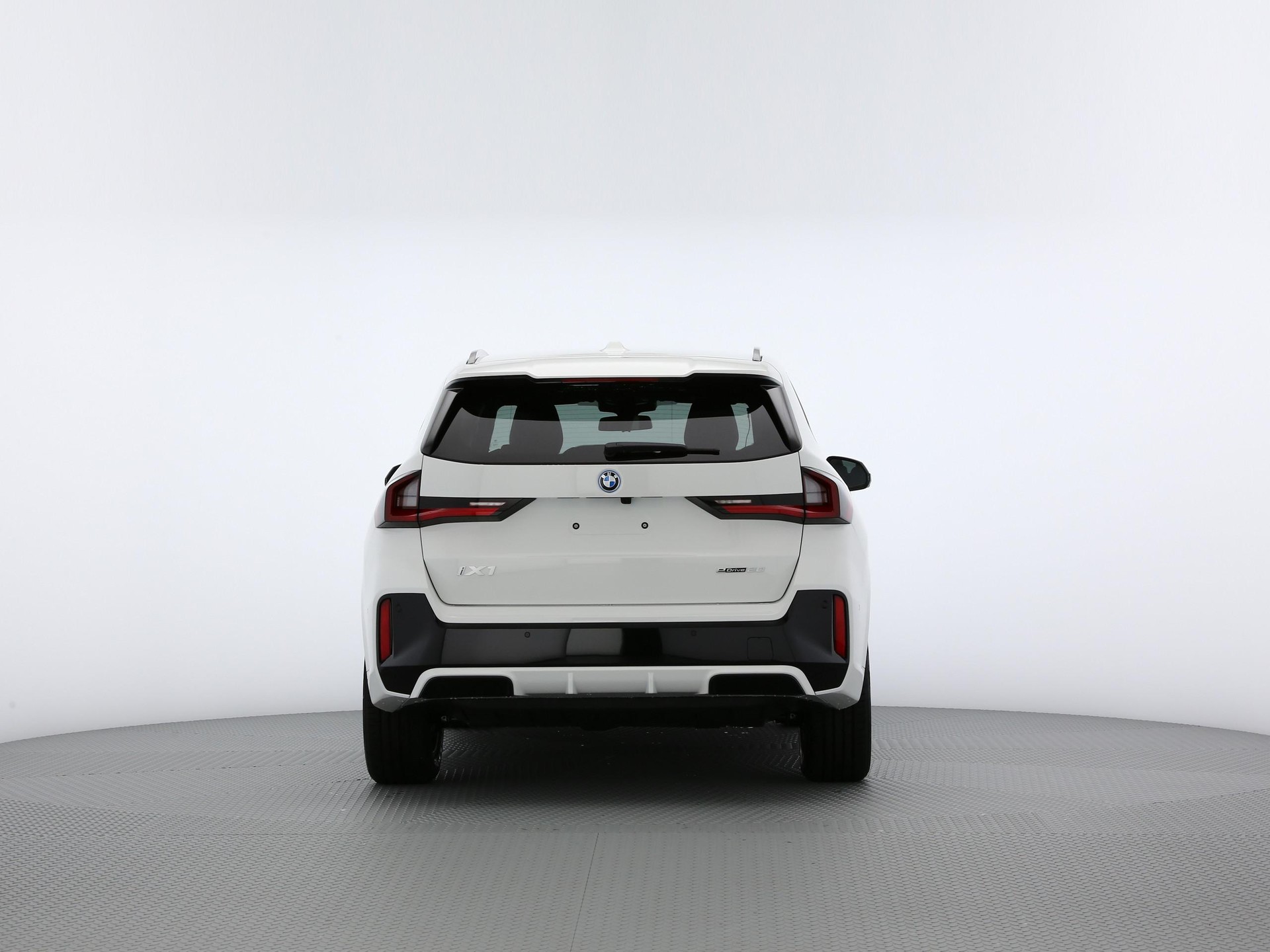 BMW iX1 U11 20 eDrive-image-17