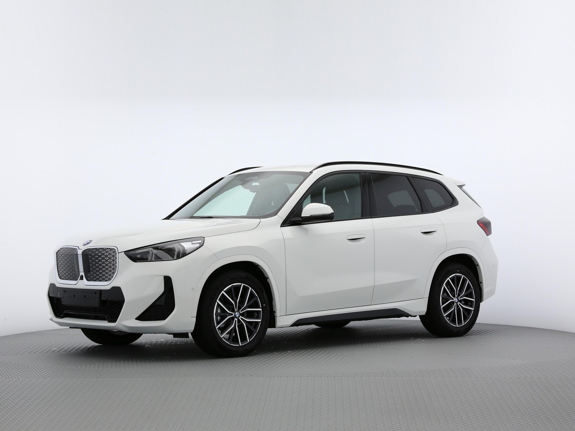 BMW iX1 U11 20 eDrive-image-8
