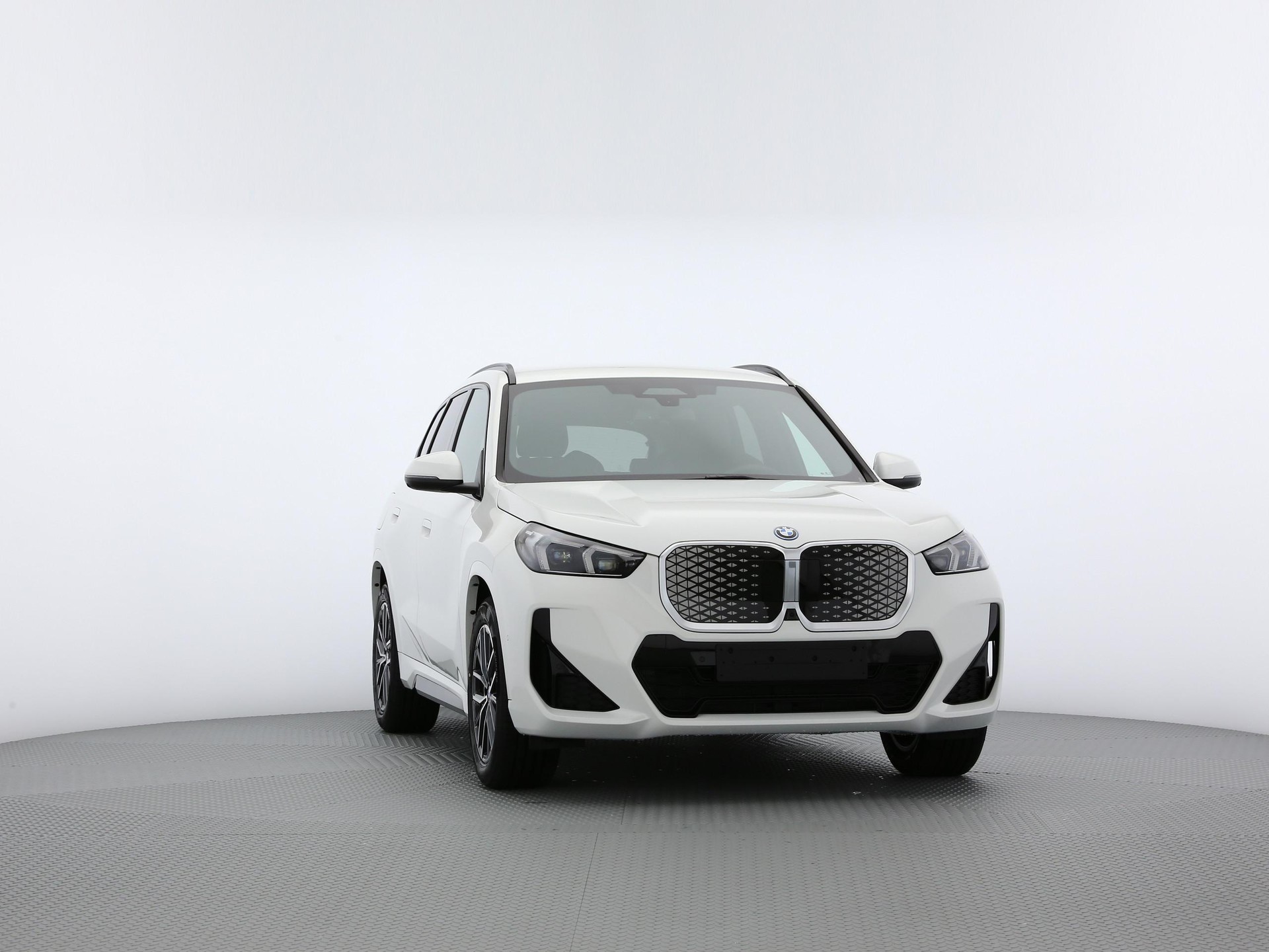 BMW iX1 U11 20 eDrive-image-28
