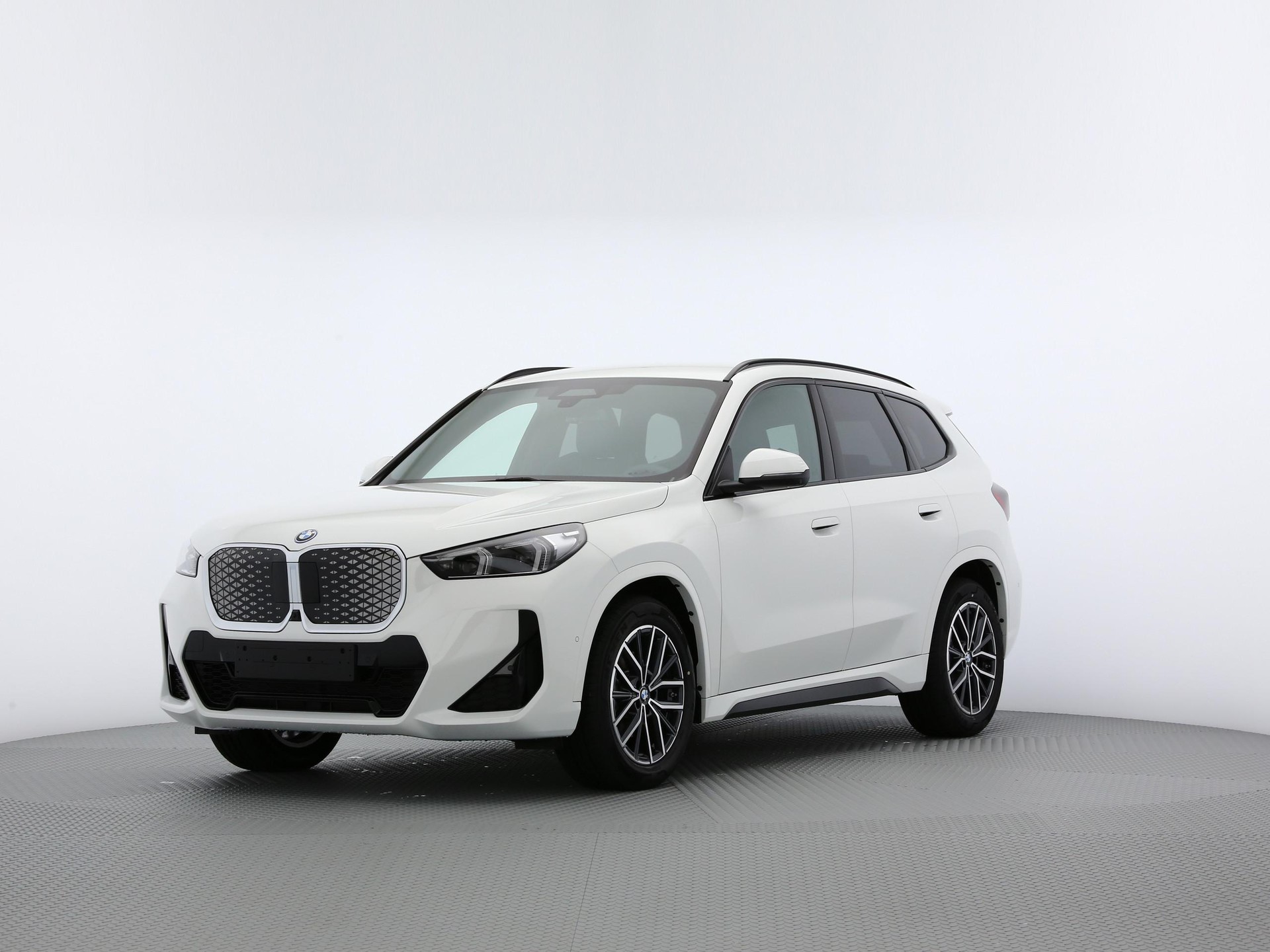 BMW iX1 U11 20 eDrive-image-7