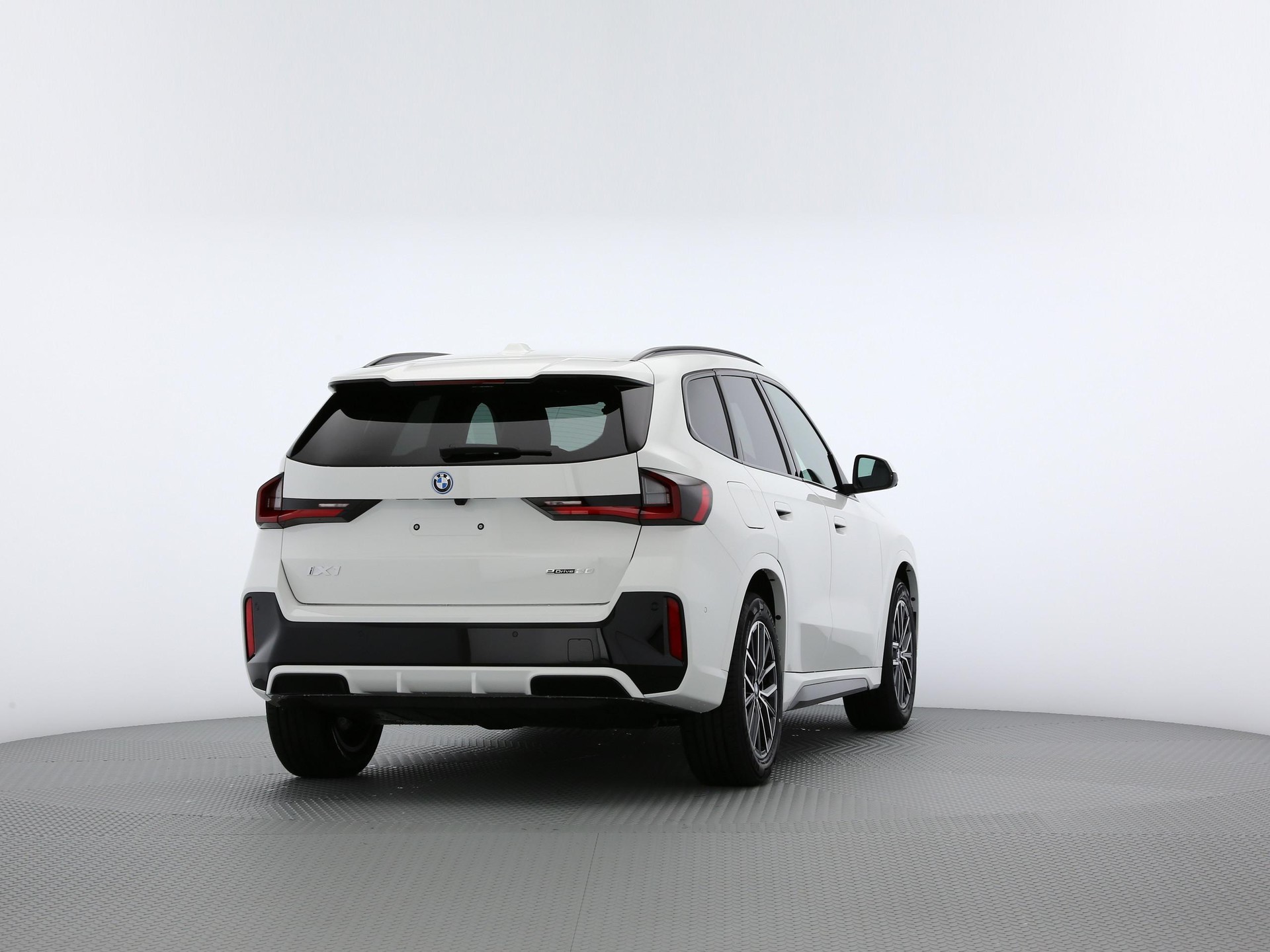 BMW iX1 U11 20 eDrive-image-18
