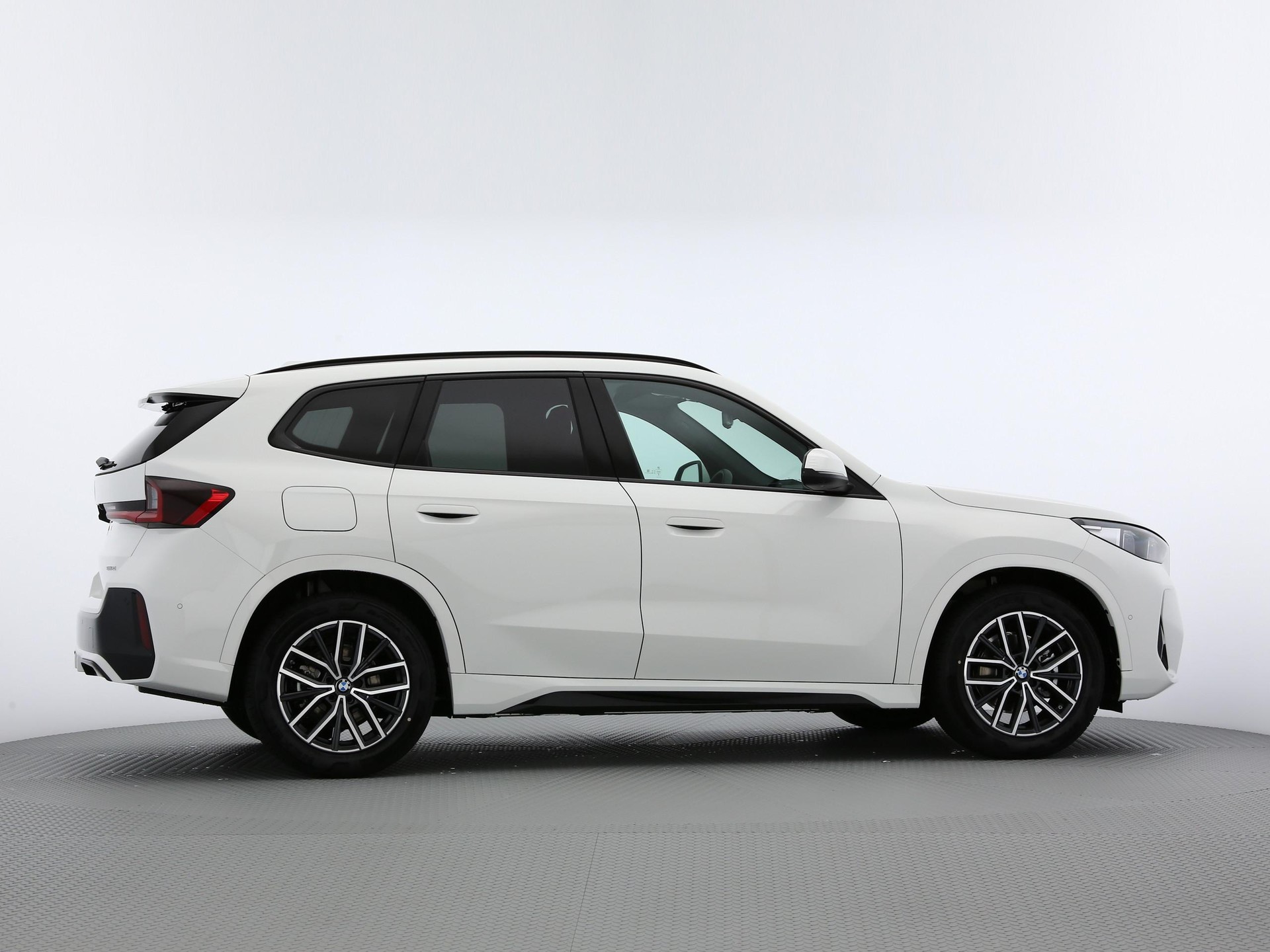 BMW iX1 U11 20 eDrive-image-22