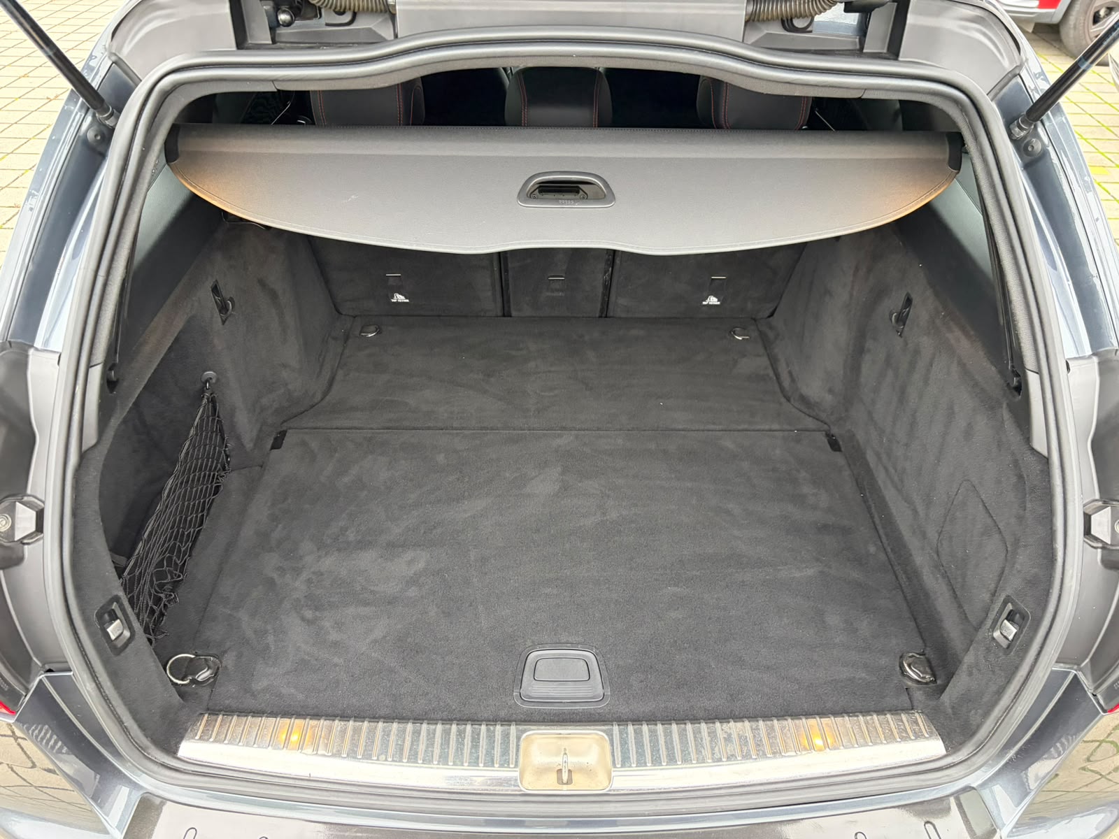 MERCEDES-BENZ C 450 AMG 4Matic 7G-Tronic-image-7