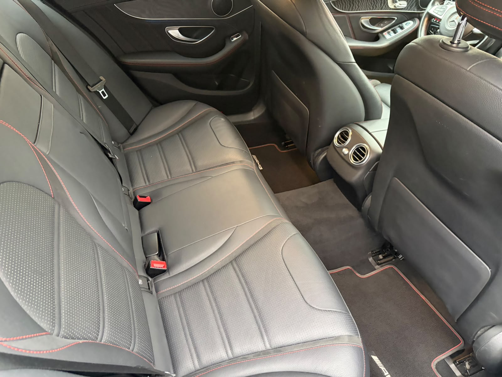 MERCEDES-BENZ C 450 AMG 4Matic 7G-Tronic-image-15