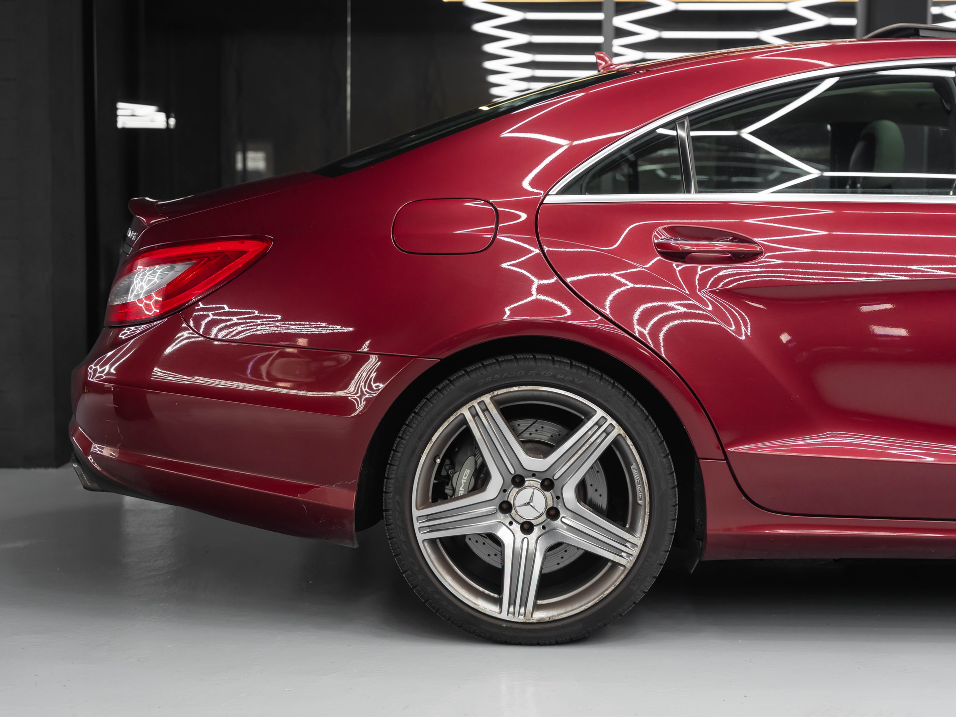 MERCEDES-BENZ CLS 63 AMG Speedshift MCT-image-9