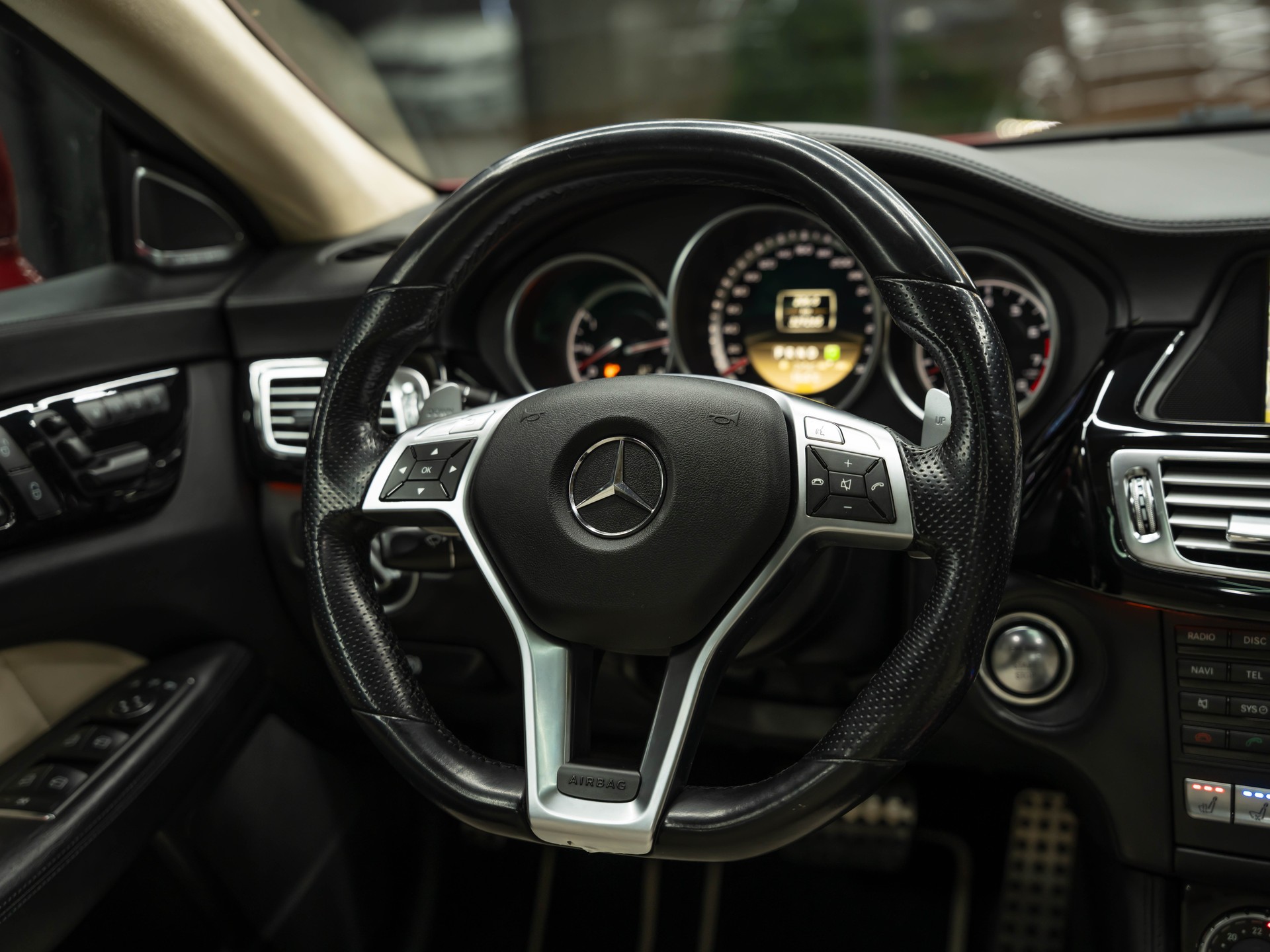 MERCEDES-BENZ CLS 63 AMG Speedshift MCT-image-14
