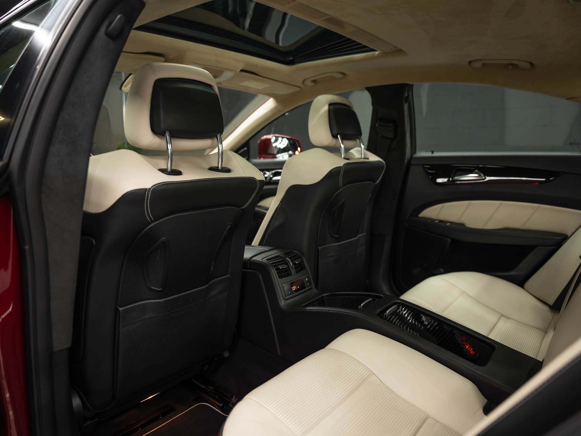 MERCEDES-BENZ CLS 63 AMG Speedshift MCT-image-19
