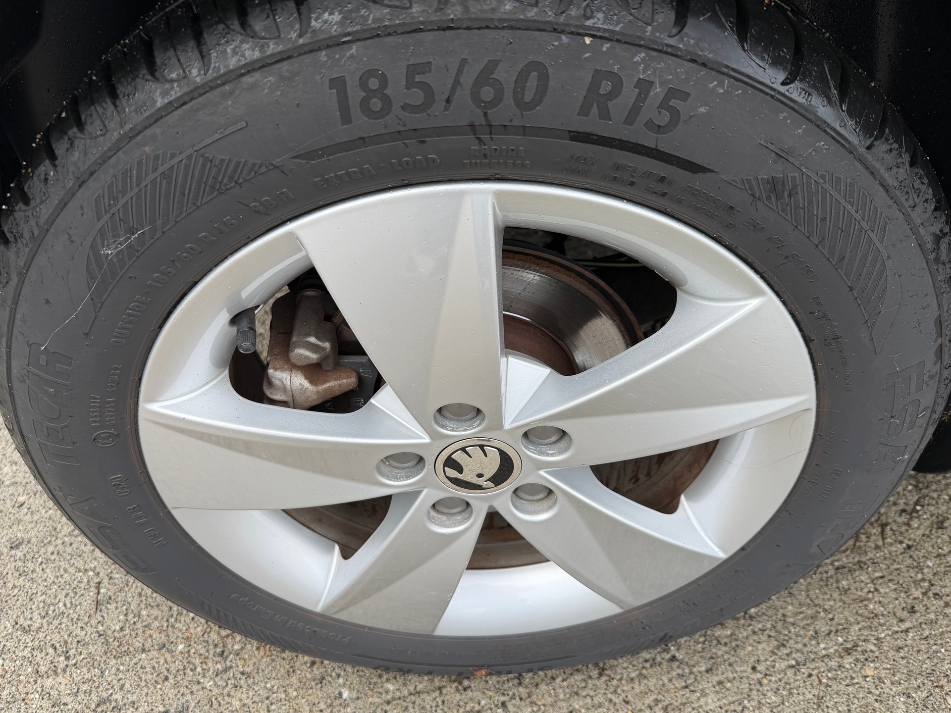 SKODA Fabia 1.2 TSI Fresh-image-11