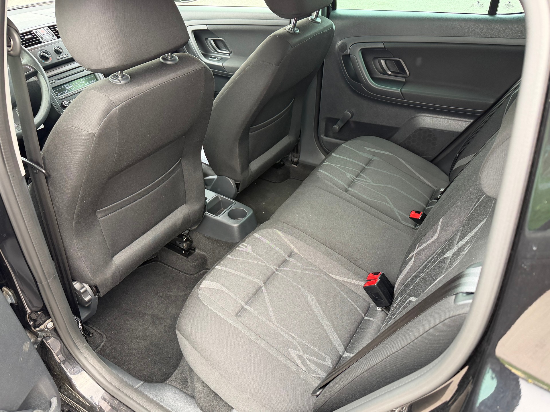 SKODA Fabia 1.2 TSI Fresh-image-5