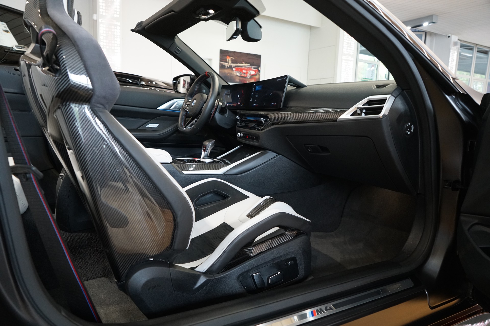 BMW M4 Cabrio Competition M xDrive Frozen Black-image-26