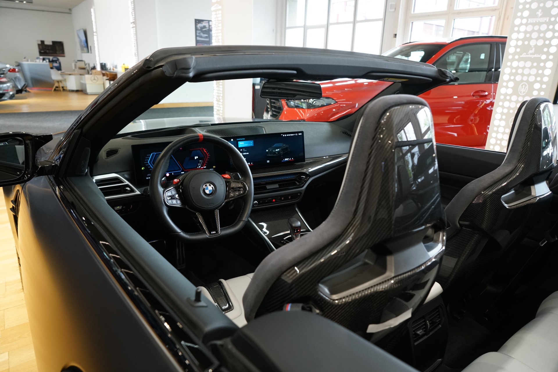 BMW M4 Cabrio Competition M xDrive Frozen Black-image-11