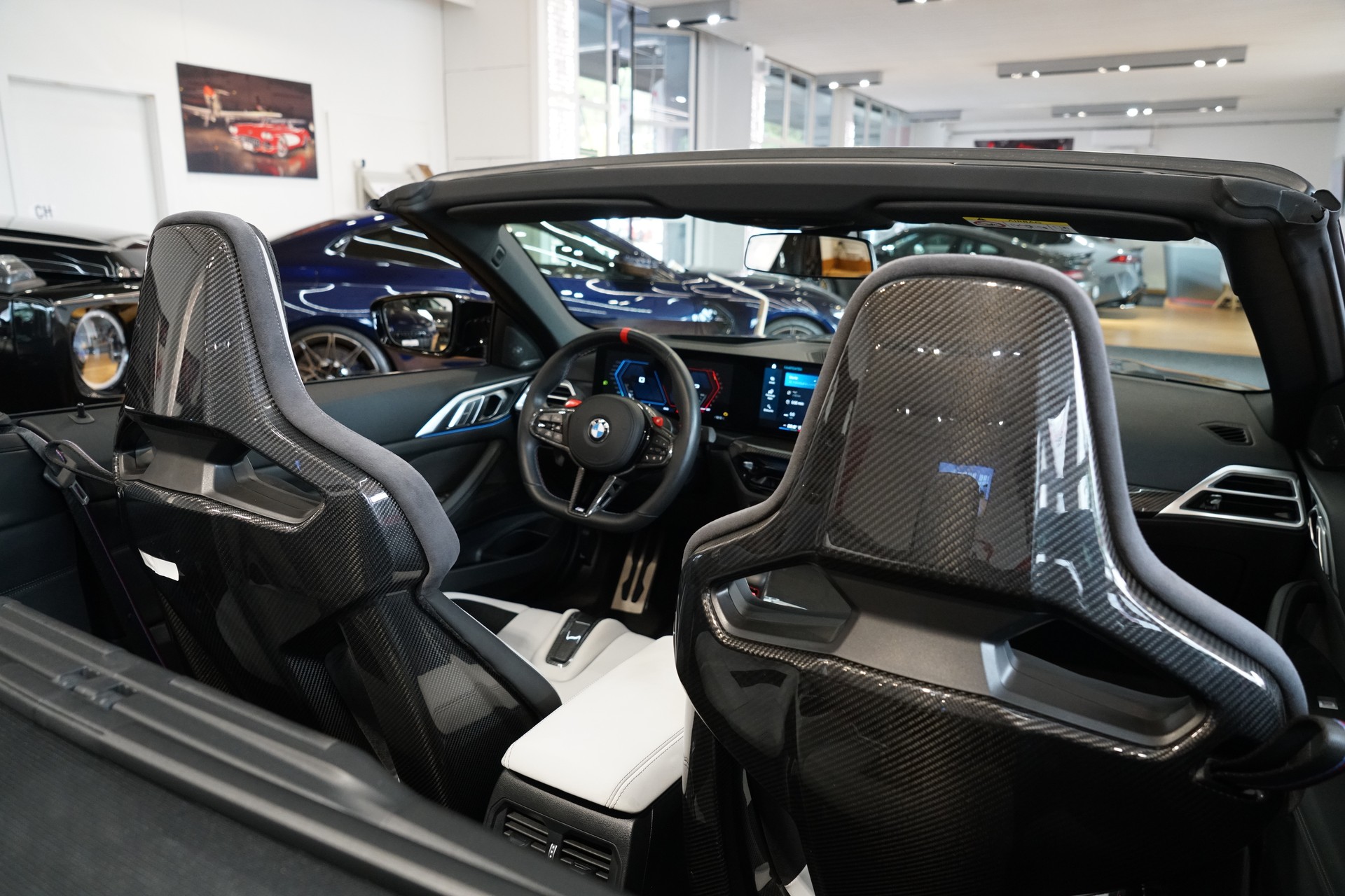BMW M4 Cabrio Competition M xDrive Frozen Black-image-12