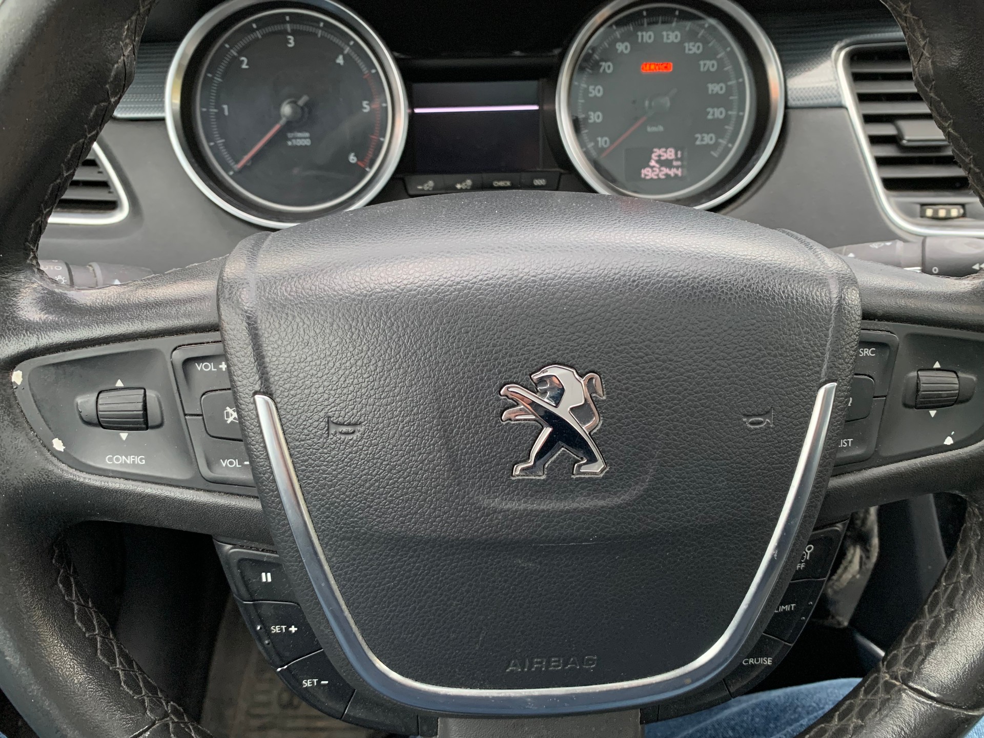 PEUGEOT Business Line-image-13
