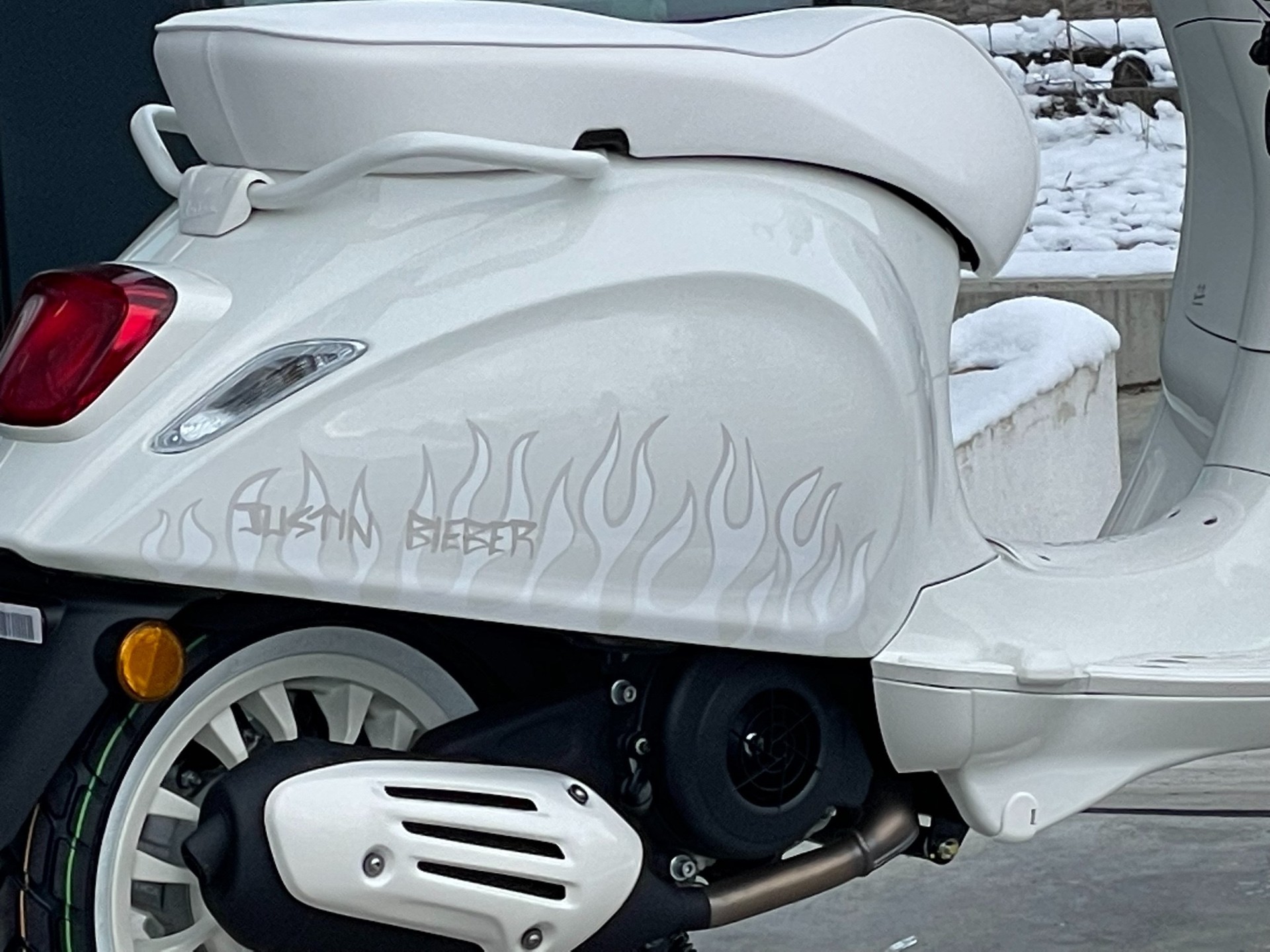 PIAGGIO Vespa 125 Sprint Justin Bieber ABS-image-5