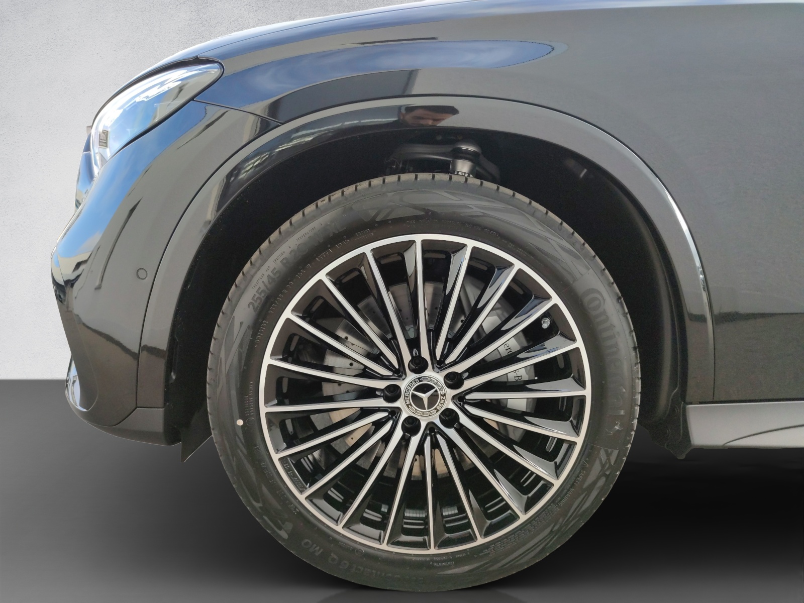 MERCEDES-BENZ GLC 220 d AMG Line 4Matic Coupé-image-6
