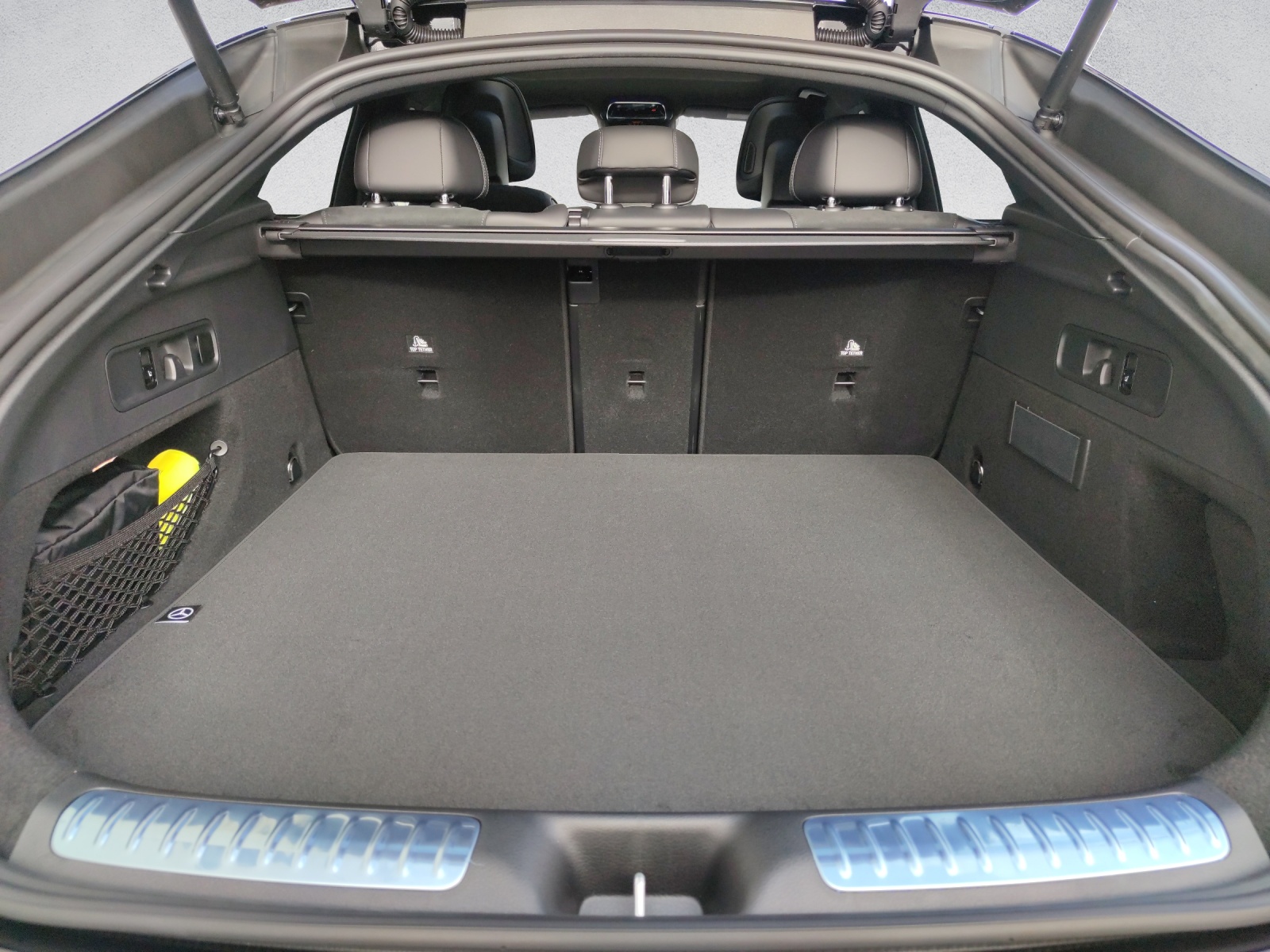 MERCEDES-BENZ GLC 220 d AMG Line 4Matic Coupé-image-7