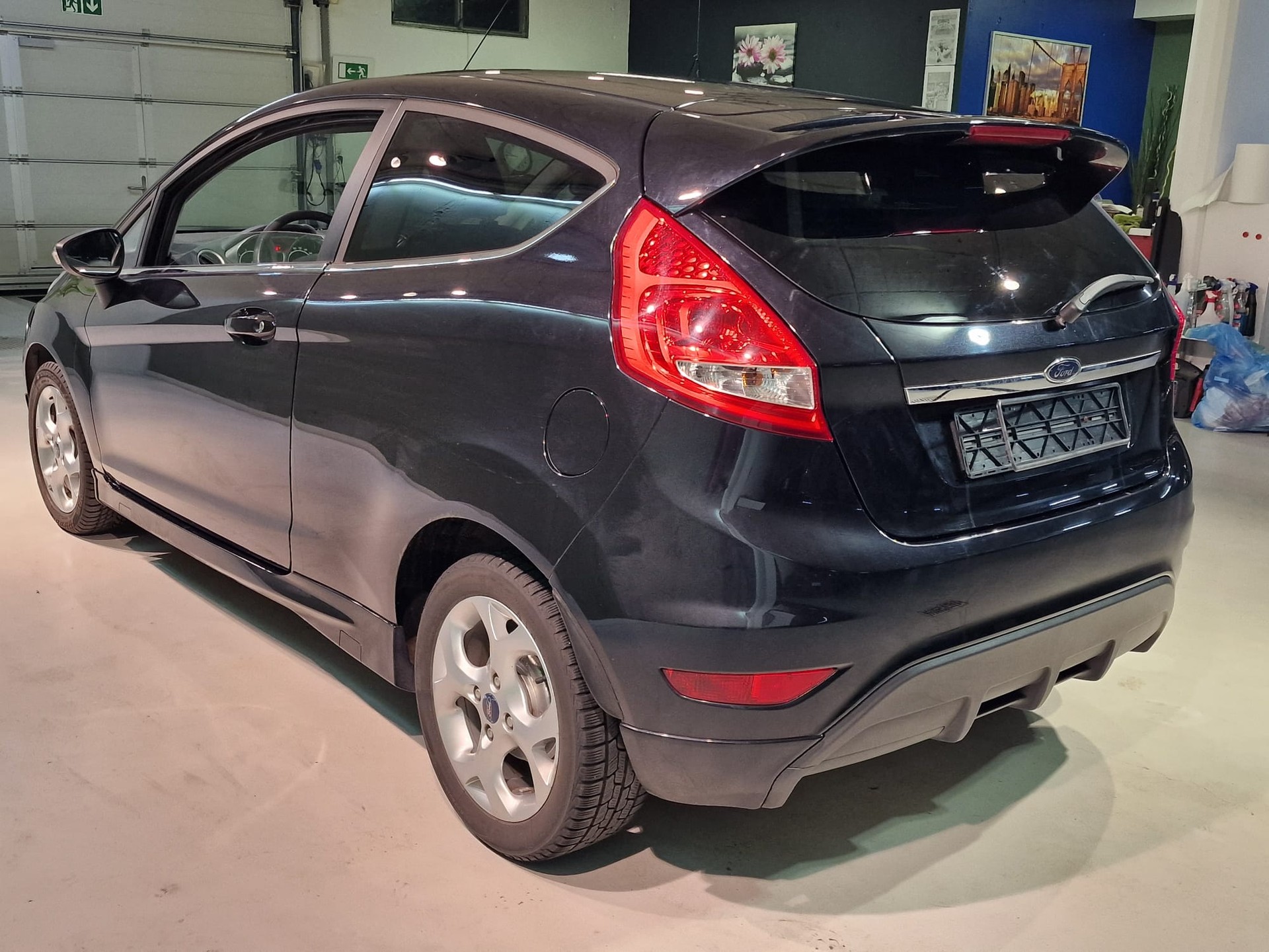 FORD Fiesta 1.4 16V Trend-image-5