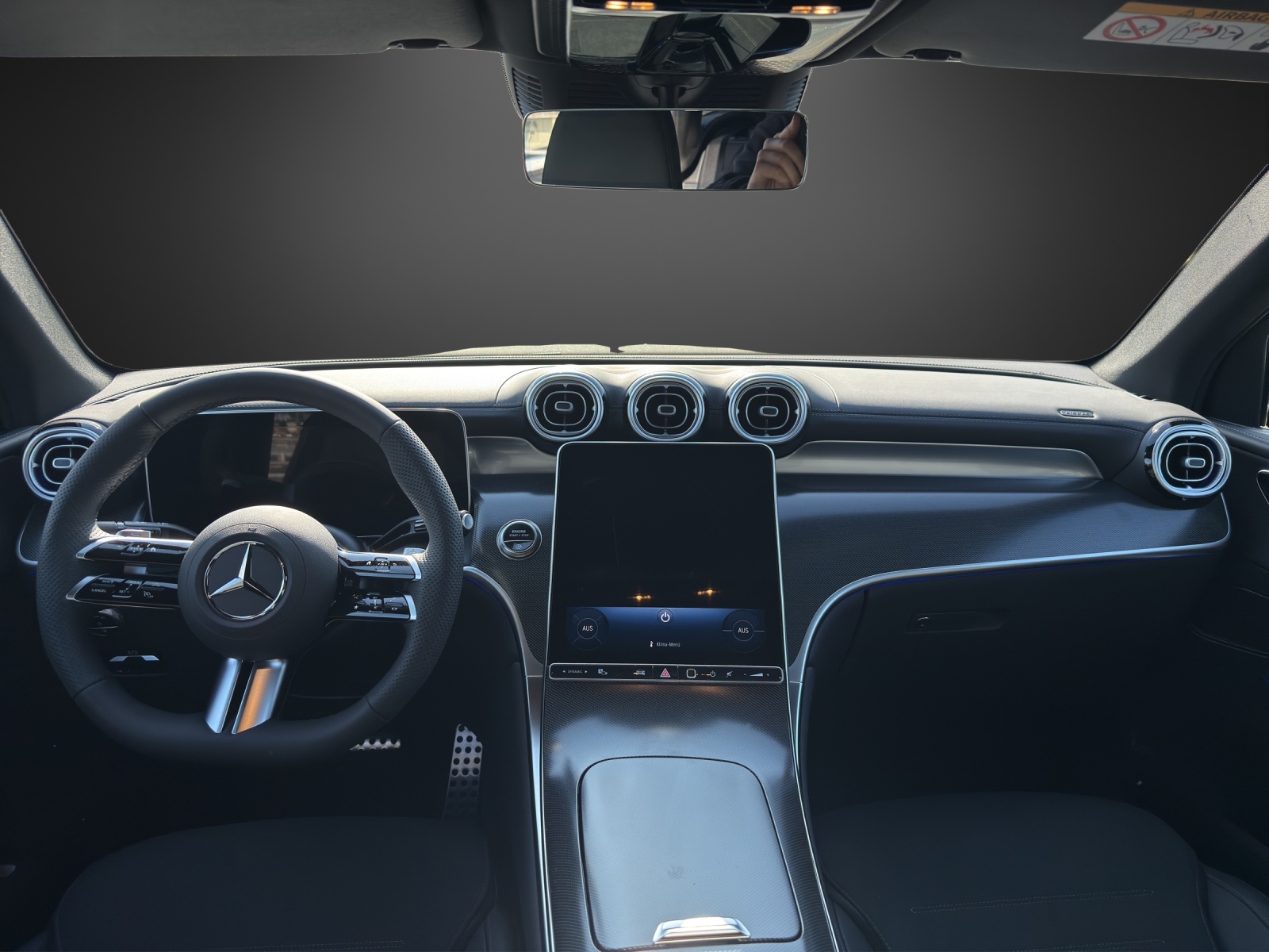 MERCEDES-BENZ GLC 300 d 4Matic 9G-Tronic-image-10