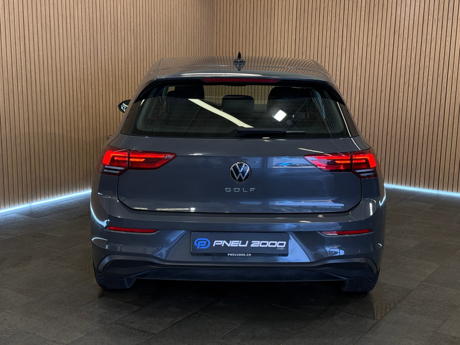 VW Golf 2.0 TDI Life-image-3