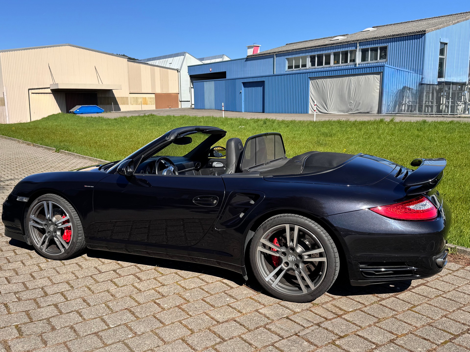 PORSCHE 911 Cabrio Turbo PDK-image-1
