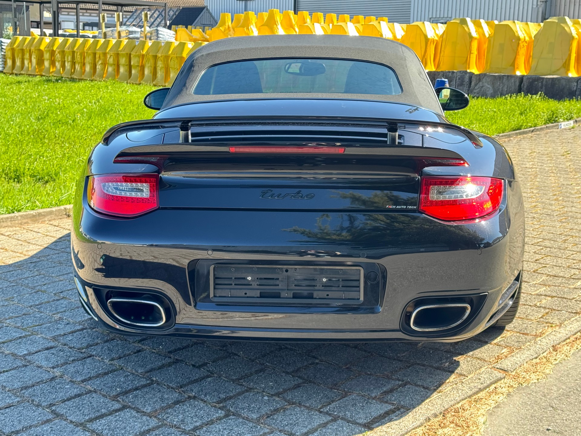 PORSCHE 911 Cabrio Turbo PDK-image-4