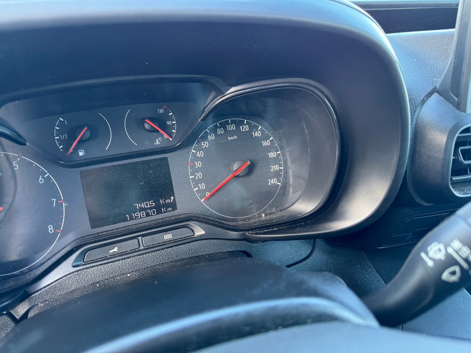 OPEL Combo 1.2 Cargo Essentia start/stop-image-9