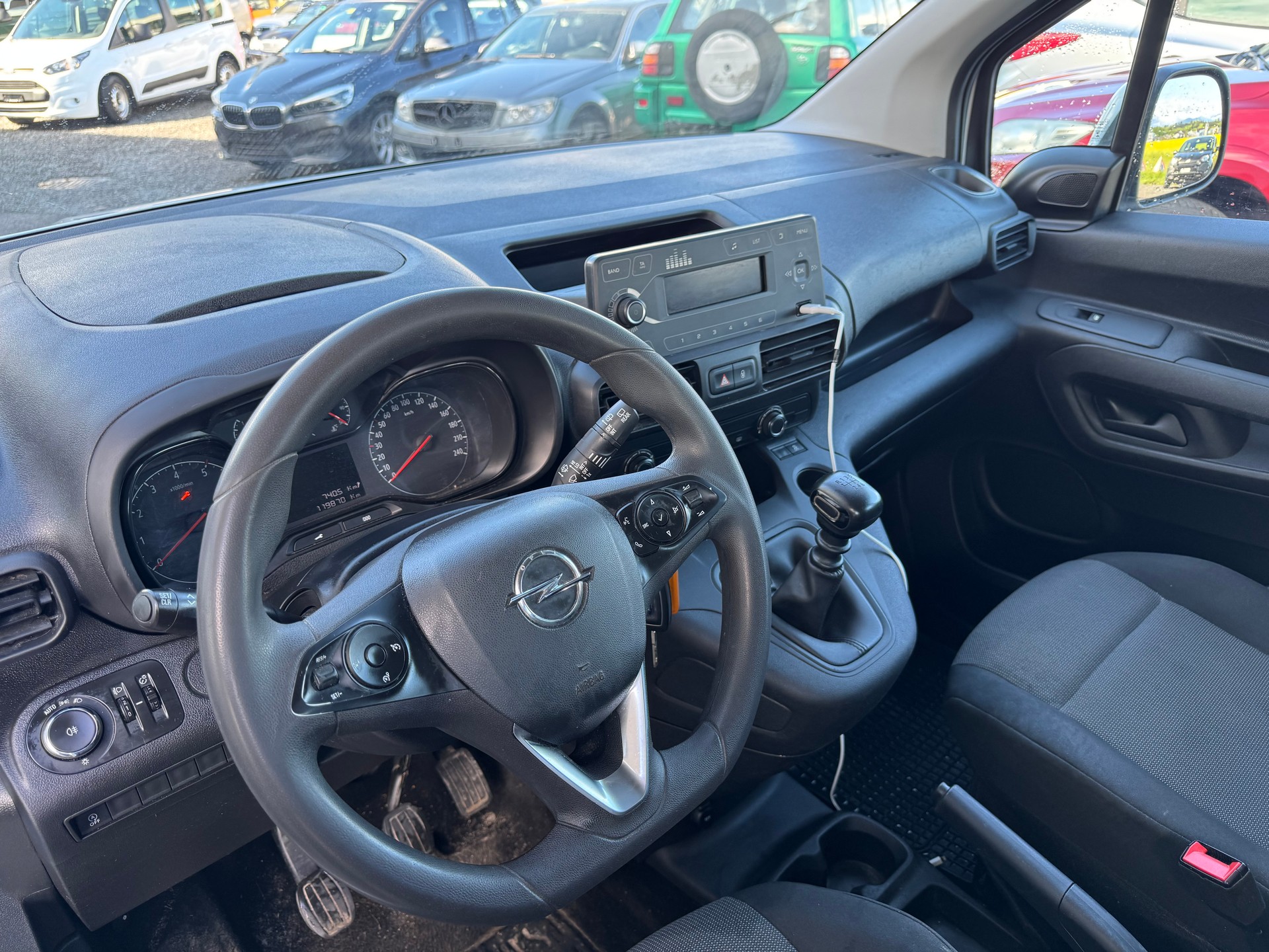 OPEL Combo 1.2 Cargo Essentia start/stop-image-8
