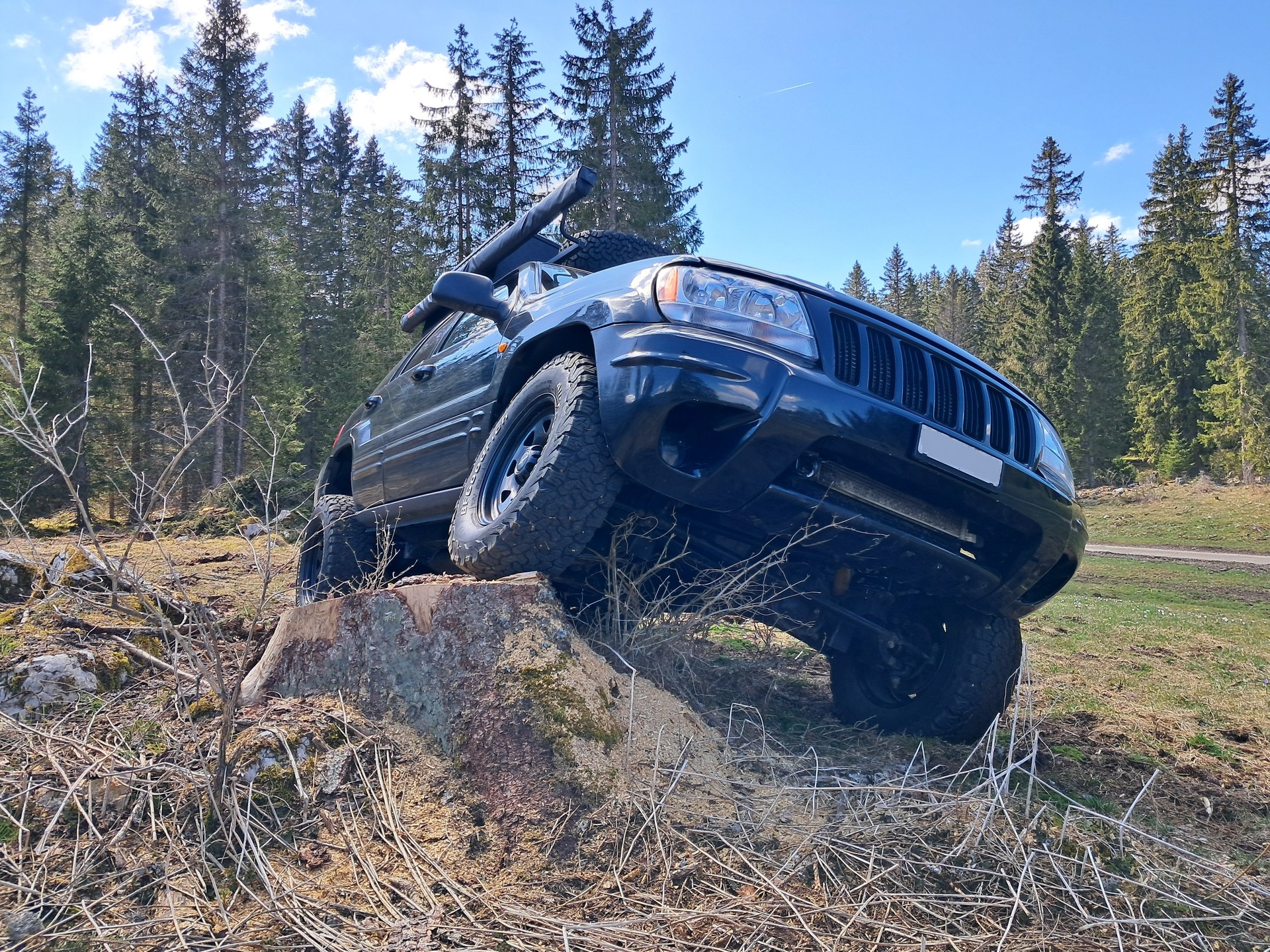JEEP Grand Cherokee 2.7 CRD Limited Automatic-image-1