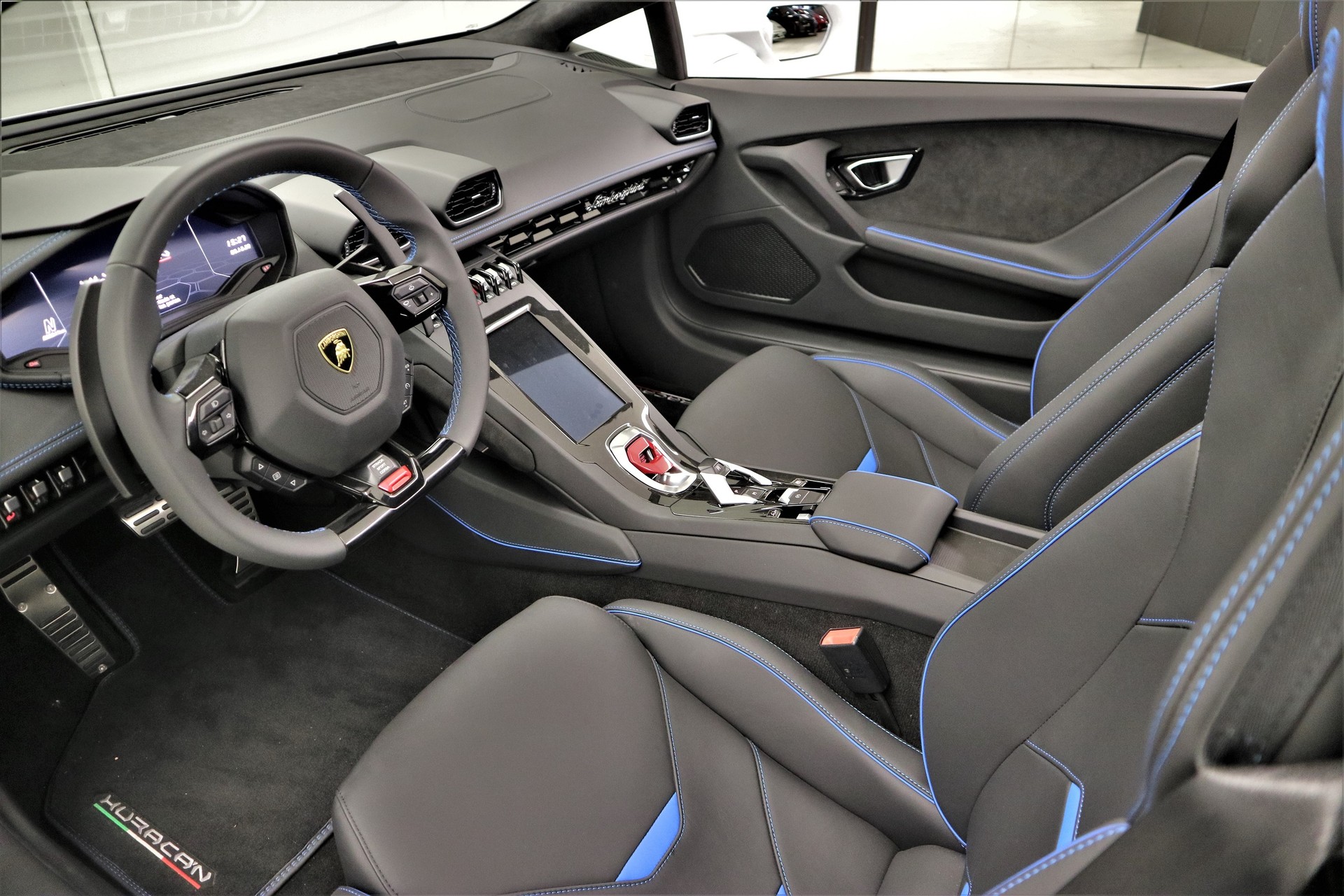 LAMBORGHINI Huracan EVO Spyder DCT-image-7