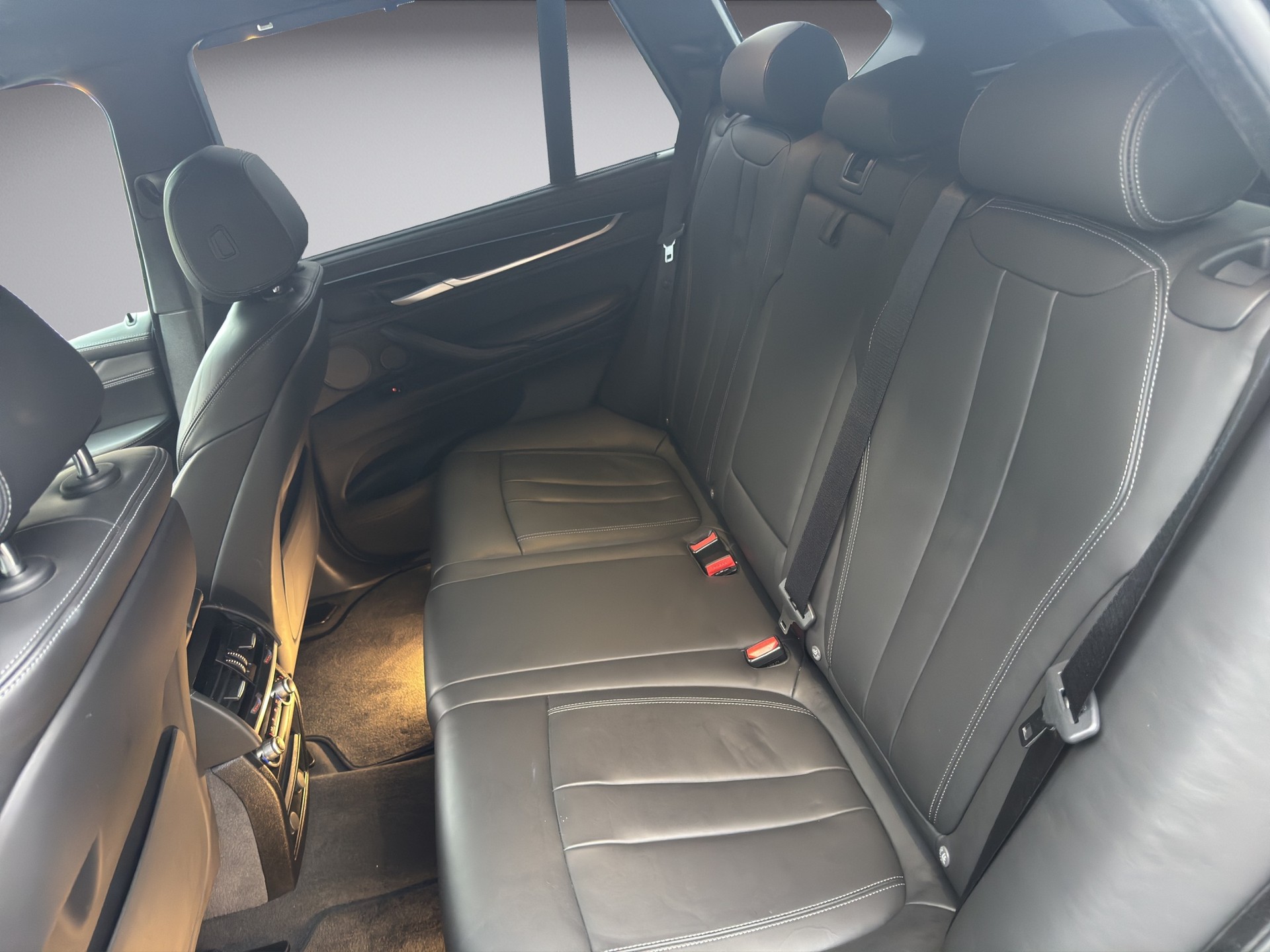 BMW X5M Steptronic-image-11